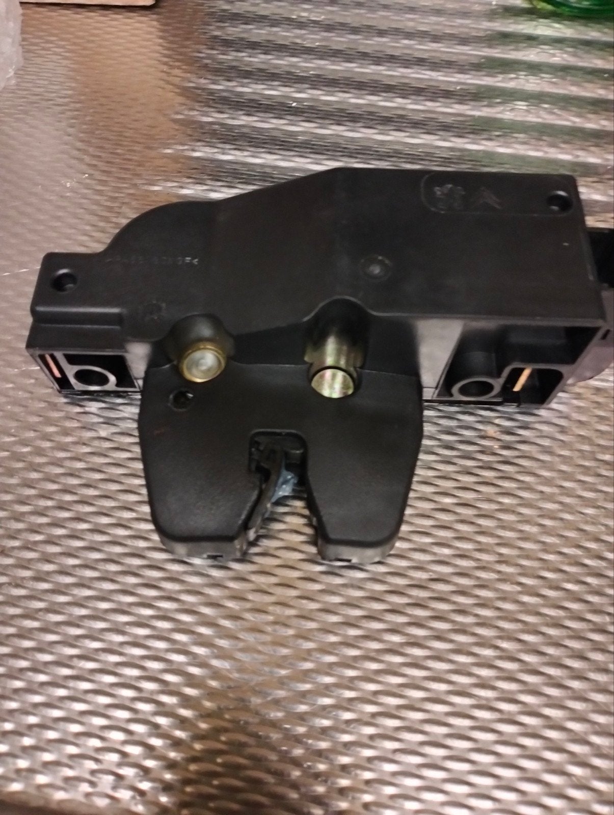 tekoop voor Peugeot 206 sw 2005
achterklep slot nieuw met bo, Auto-onderdelen, Ophalen of Verzenden, Nieuw, Peugeot