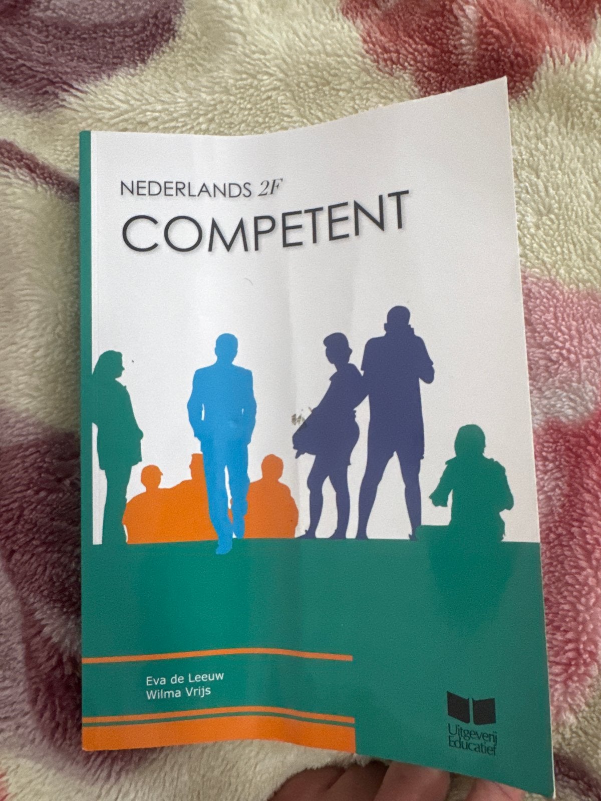 Nederlands 2F Competent - Eva de Leeuw & Wilma Vrijs, Boeken, Ophalen of Verzenden, Alpha, Zo goed als nieuw, MBO