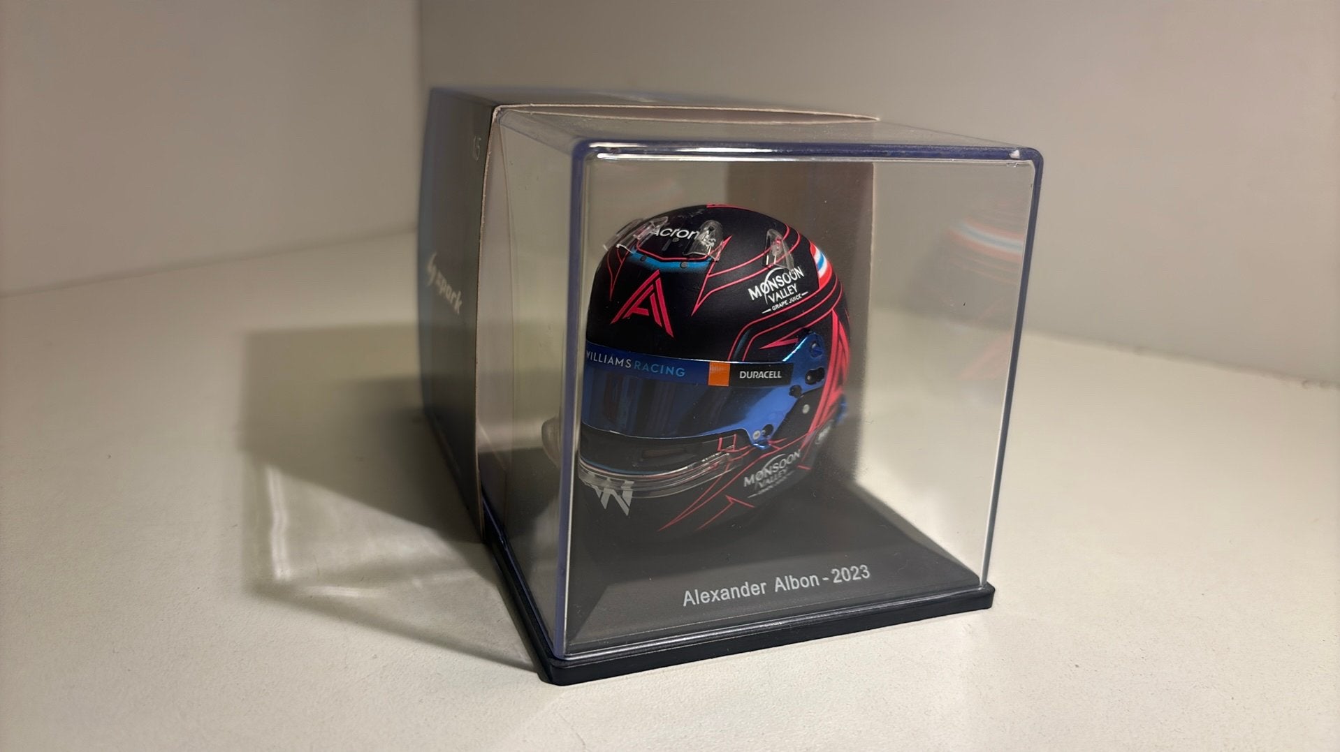 F1 helm alexander albon 2023 spark 1.5, Verzamelen, Automerken, Motoren en Formule 1, Ophalen of Verzenden, Zo goed als nieuw