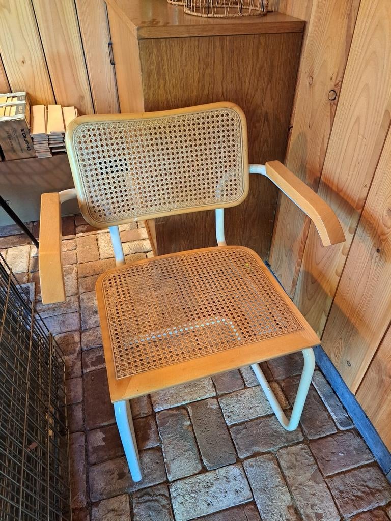 Retro Thonet stijl stoel met armleuningen, Huis en Inrichting, Ophalen, Gebruikt, Bruin, Eén
