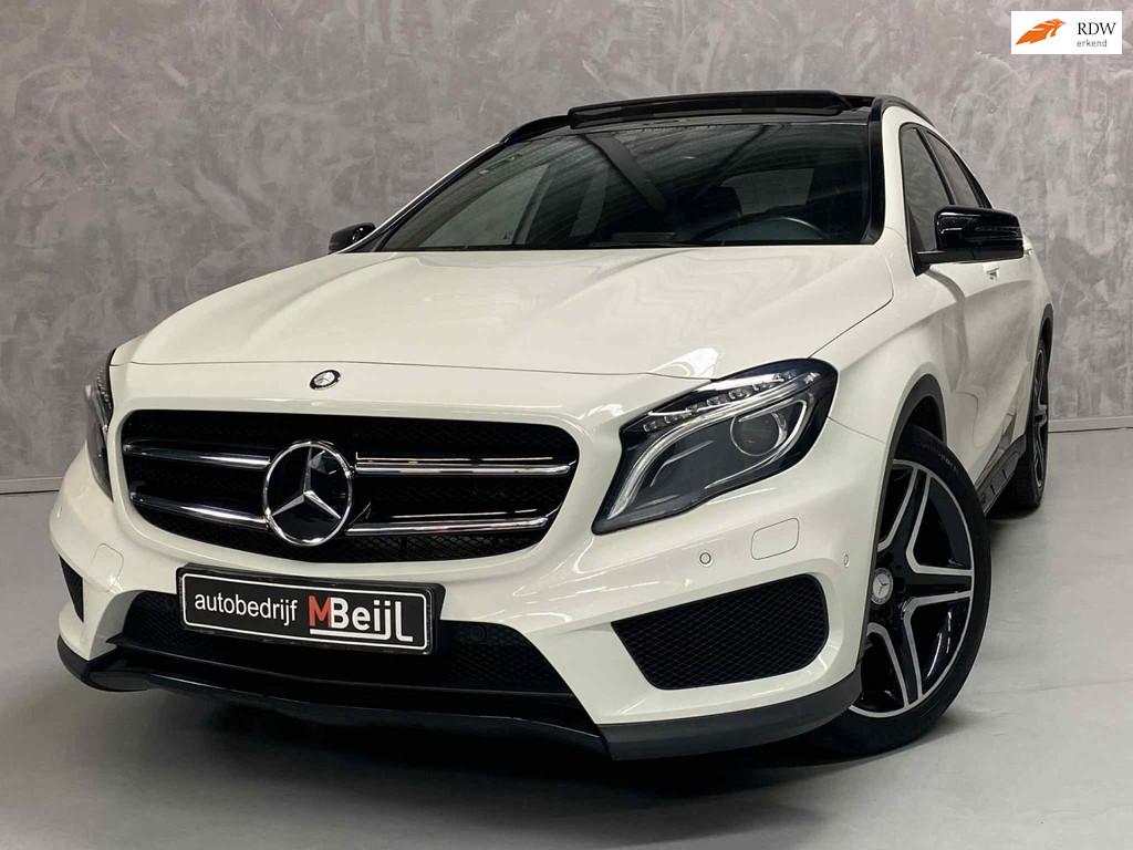 Mercedes-Benz GLA-klasse 200 Edition 1 /AMG /Pano /Stoeverwa, Gebruikt, Euro 6, 715 kg, Wit
