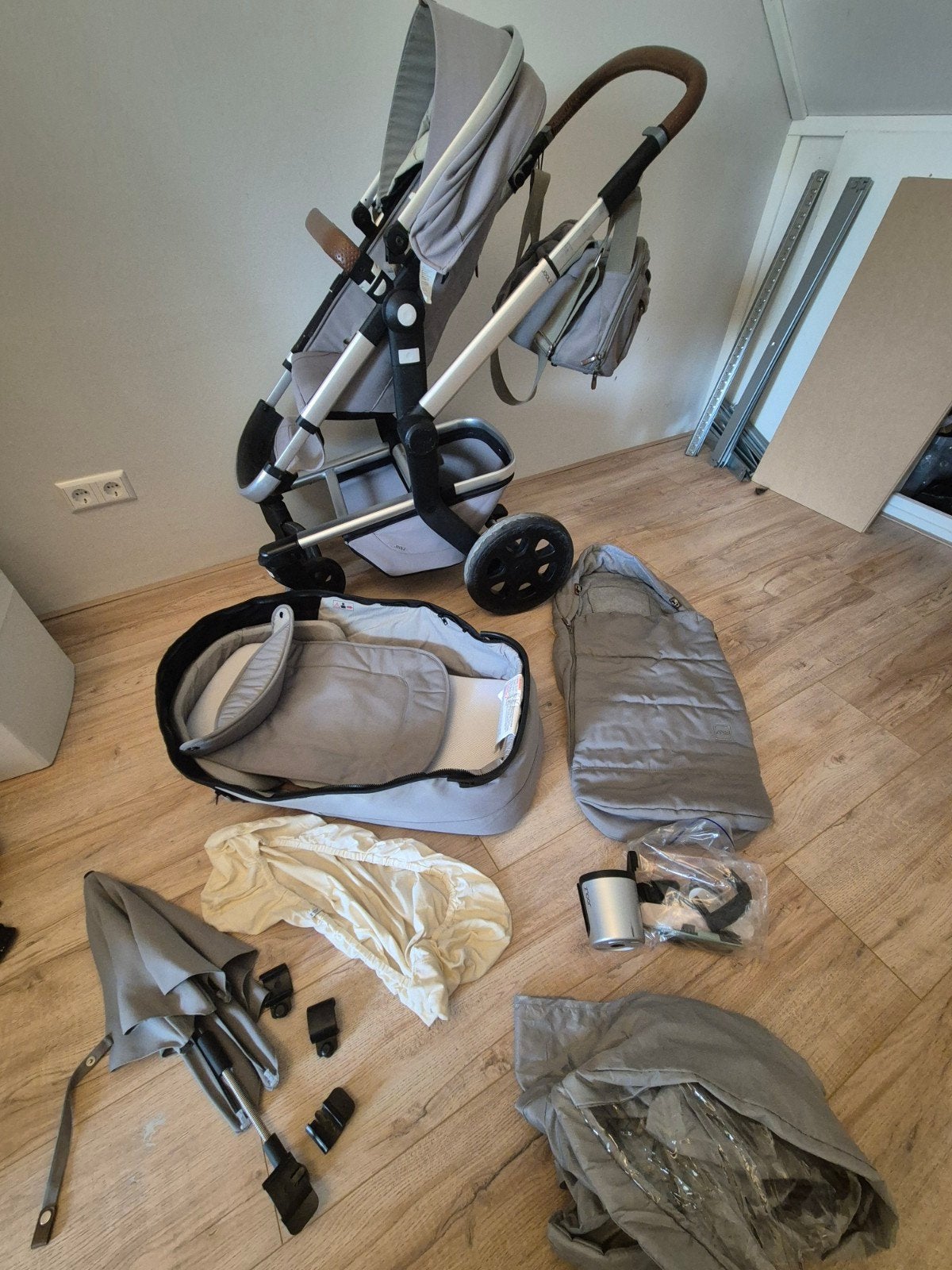 Joolz day 3 kinderwagen met Maxi-Cosi adapters en accessoire, Ophalen of Verzenden, Zo goed als nieuw, Overige merken