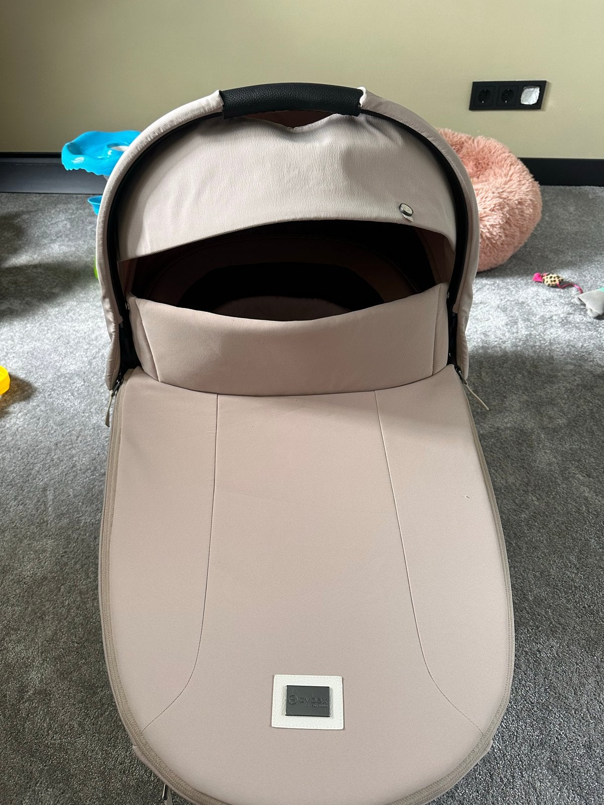 Cybex Platinum Priam 4 Lux Reiswieg Cozy Beige Nieuwstaat, Ophalen of Verzenden, Zo goed als nieuw, Met reiswieg, Kinderwagen