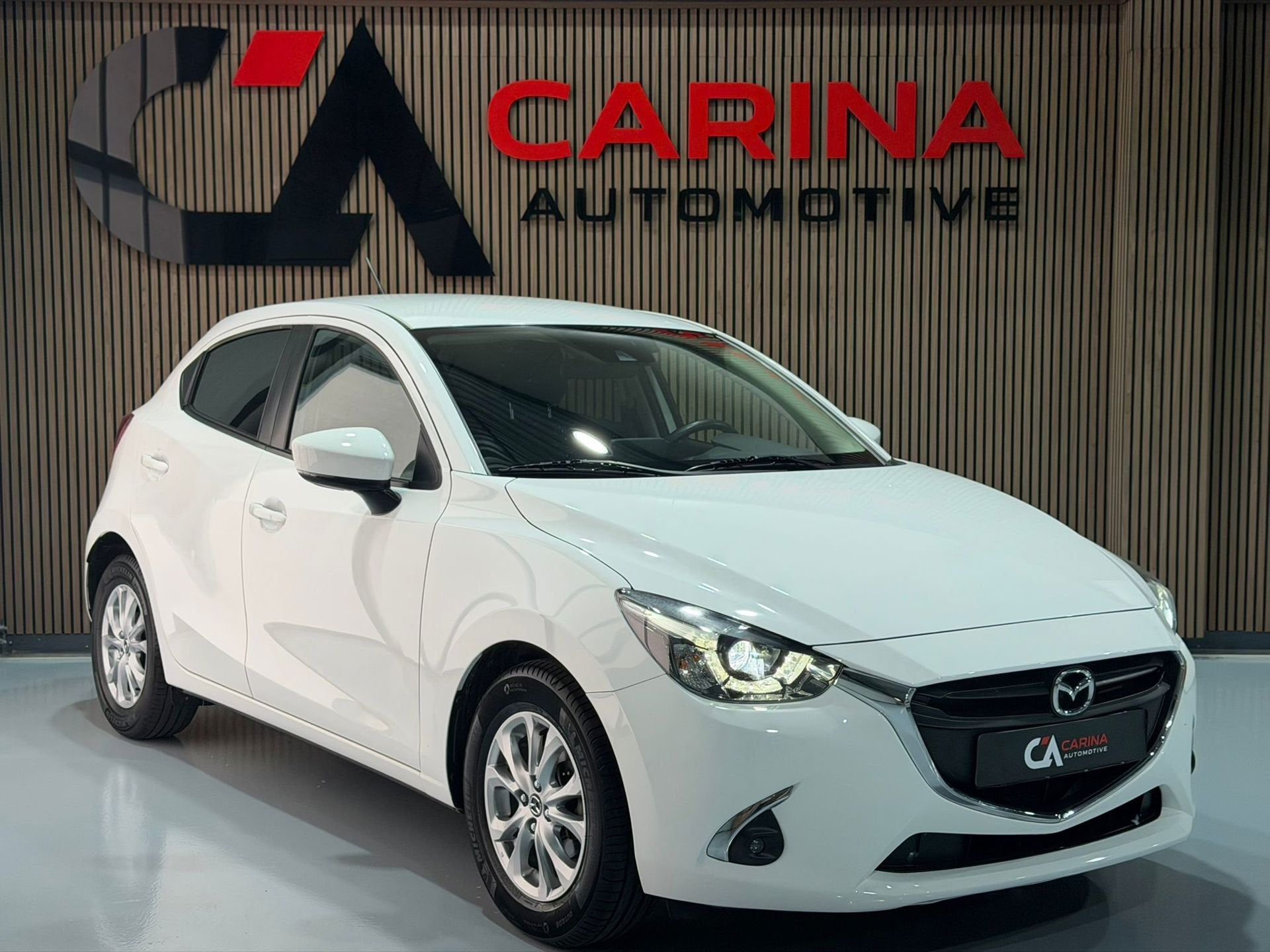 Mazda 2 1.5 Skyactiv-G TS+ / 5-Deurs / Full Map Navigatie /, Auto's, Mazda, 1005 kg, Gebruikt, 4 cilinders, Wit