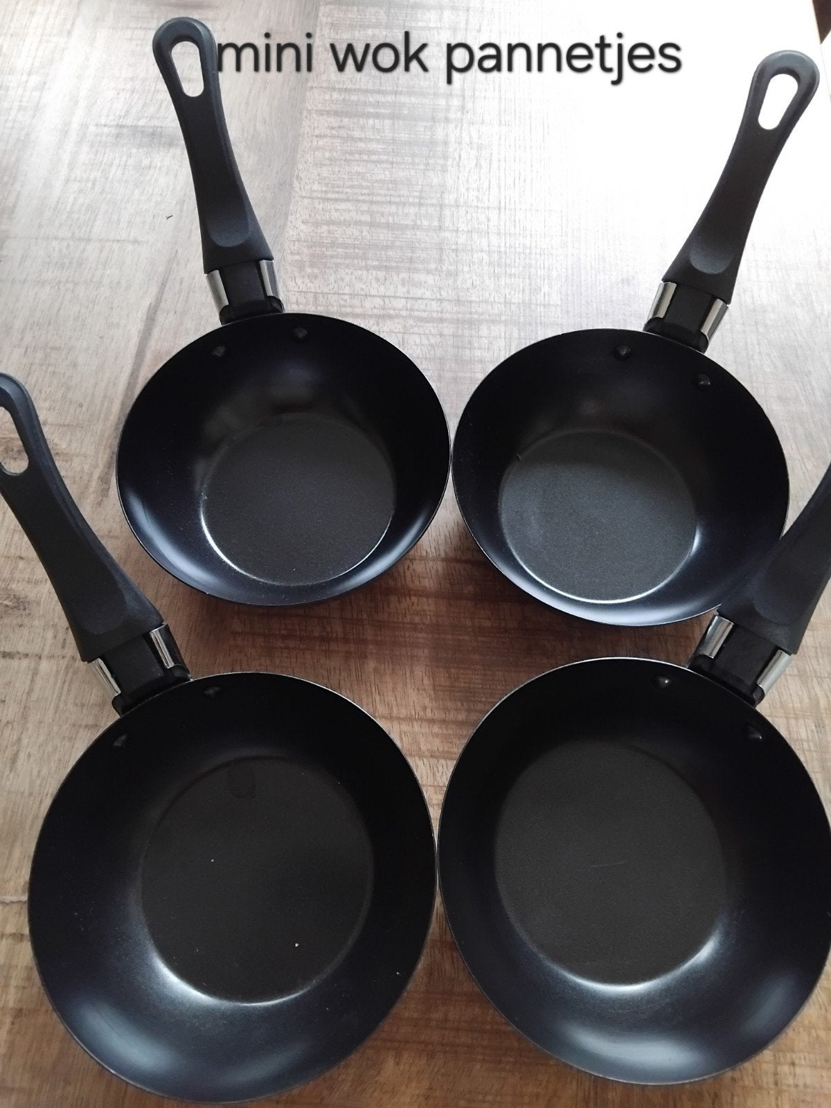 4 mini wok pannetjes (zgan ), Ophalen, Zo goed als nieuw, Wok