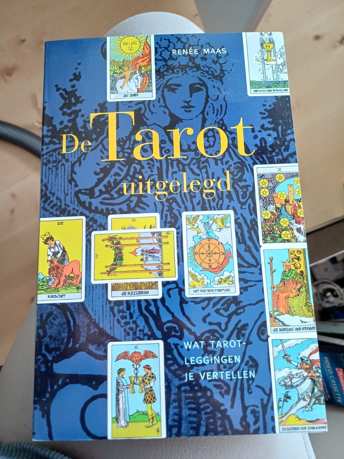 De Tarot uitgelegd - Wat Tarot-leggingen je vertellen, Ophalen of Verzenden