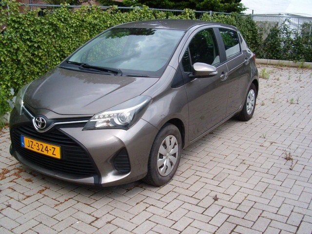Toyota Yaris 1.0 16V Vvti 5DR 2016 Grijs, Voorwielaandrijving, 730 kg, Origineel Nederlands, 24 km/l