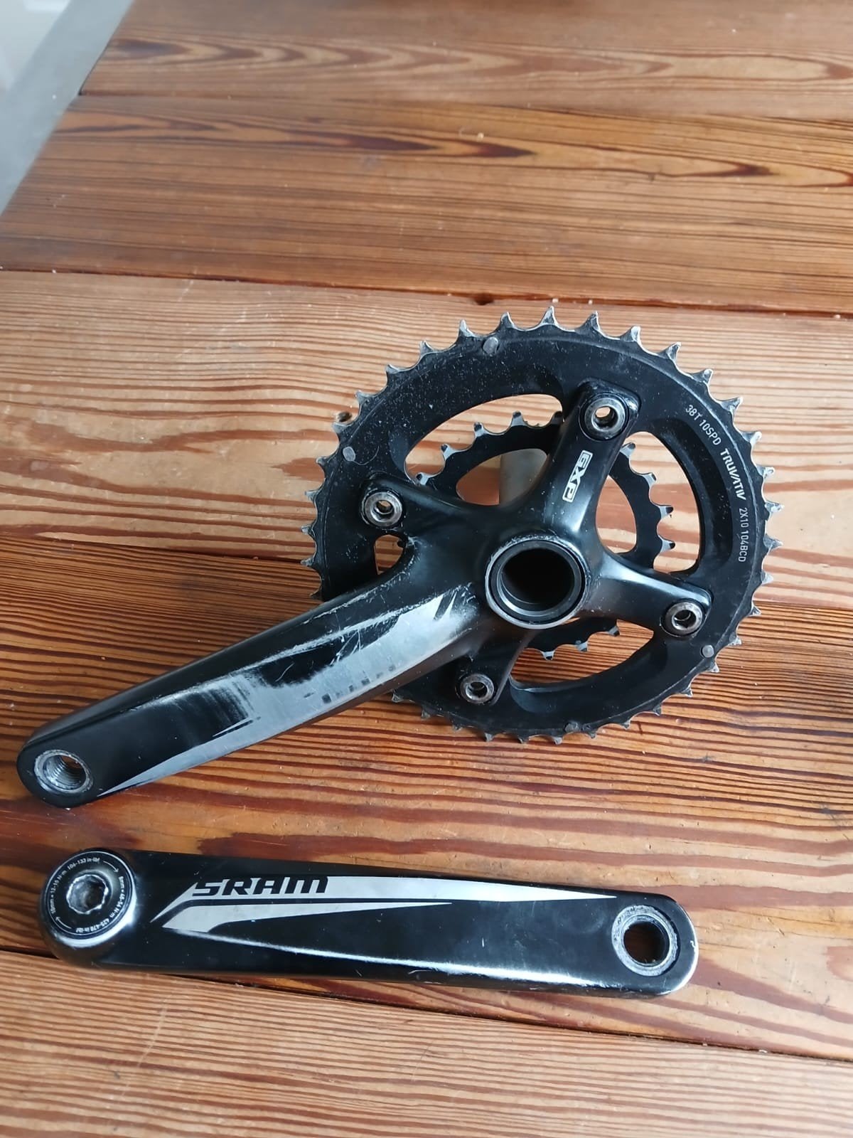 Sram Crankset Mountainbike 
38/22t.
Cranklengte: 175mm., Gebruikt, Mountainbike, Sram Crankset.
38/22t.
Cranklengte: 175mm., Ophalen