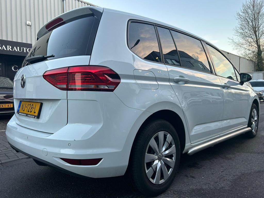 Volkswagen Touran 2.0 TDI SCR AUTOMAAT / DEALER ONDERHOUDEN, Auto's, Stof, 4 cilinders, 150 pk, Wit