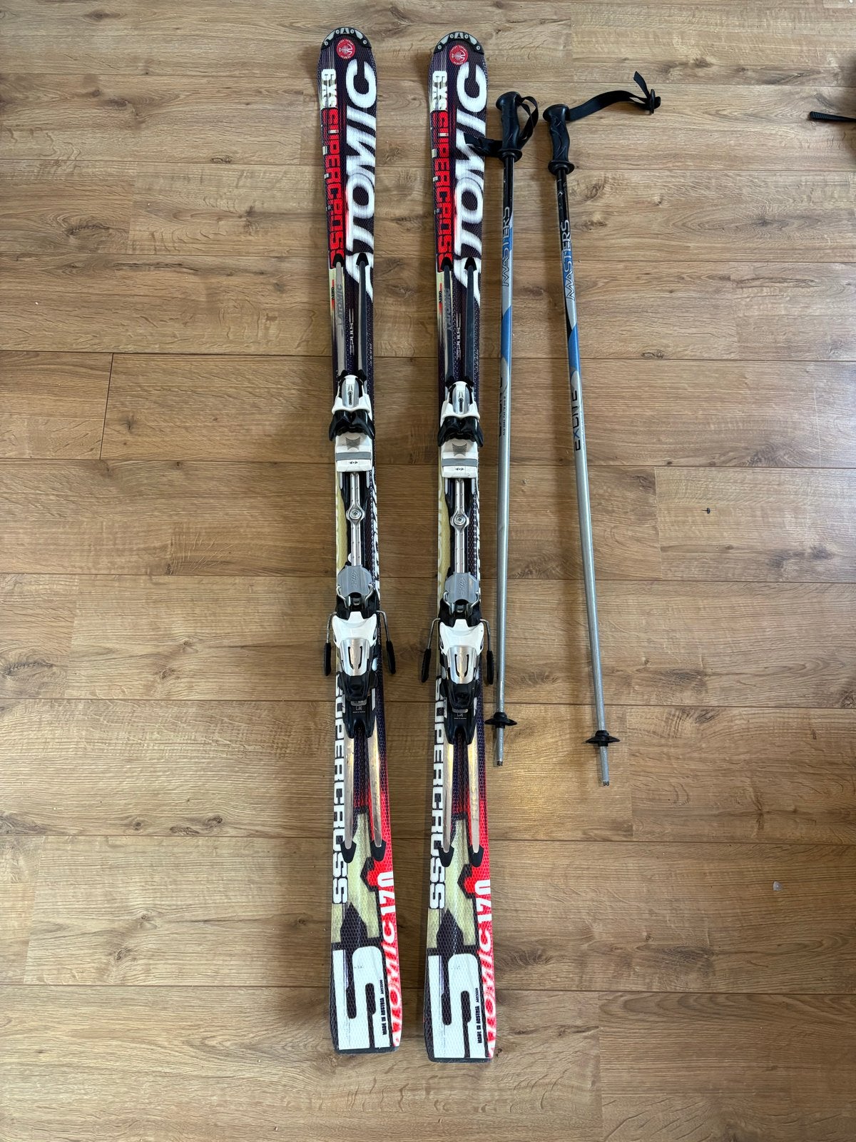 Atomic Supercross Ski's 170 cm met Masters skistokken, Sport en Fitness, Ophalen, 160 tot 180 cm, Gebruikt, Carve