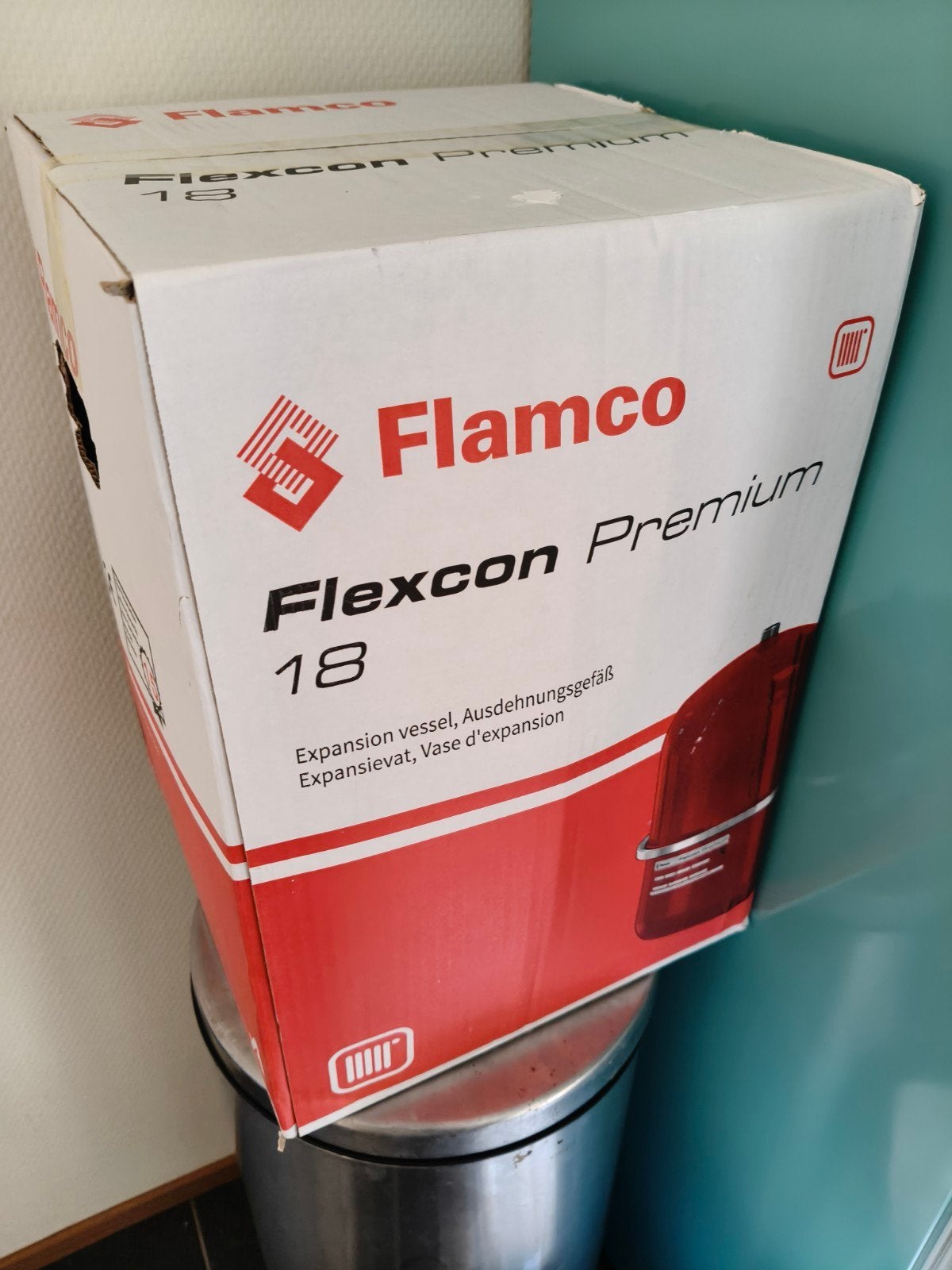 Flamco Flexcon Premium 18 expansievat nieuw in doos, Ophalen of Verzenden