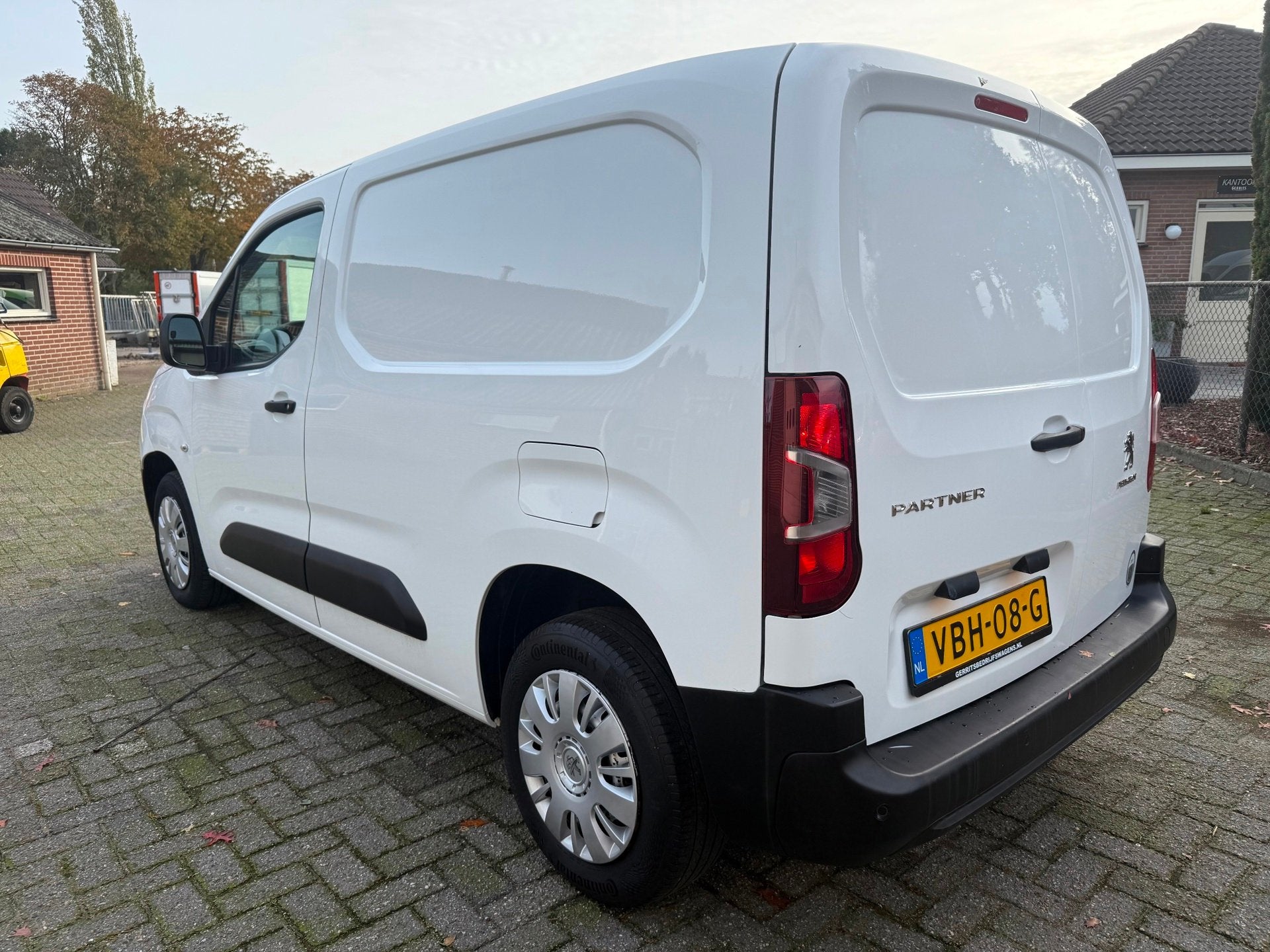 Peugeot Partner 1.6 BlueHDI euro 6 airco, Auto's, Voorwielaandrijving, Verwarmde buitenspiegels, Gebruikt, 4 cilinders