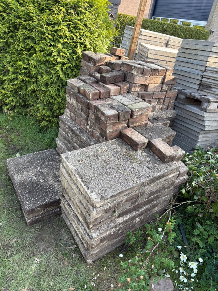 Grindtegels en kleinere rechthoekige tegels, Tuin en Terras, Tegels en Klinkers, Ophalen, Gebruikt, Beton, Terrastegels