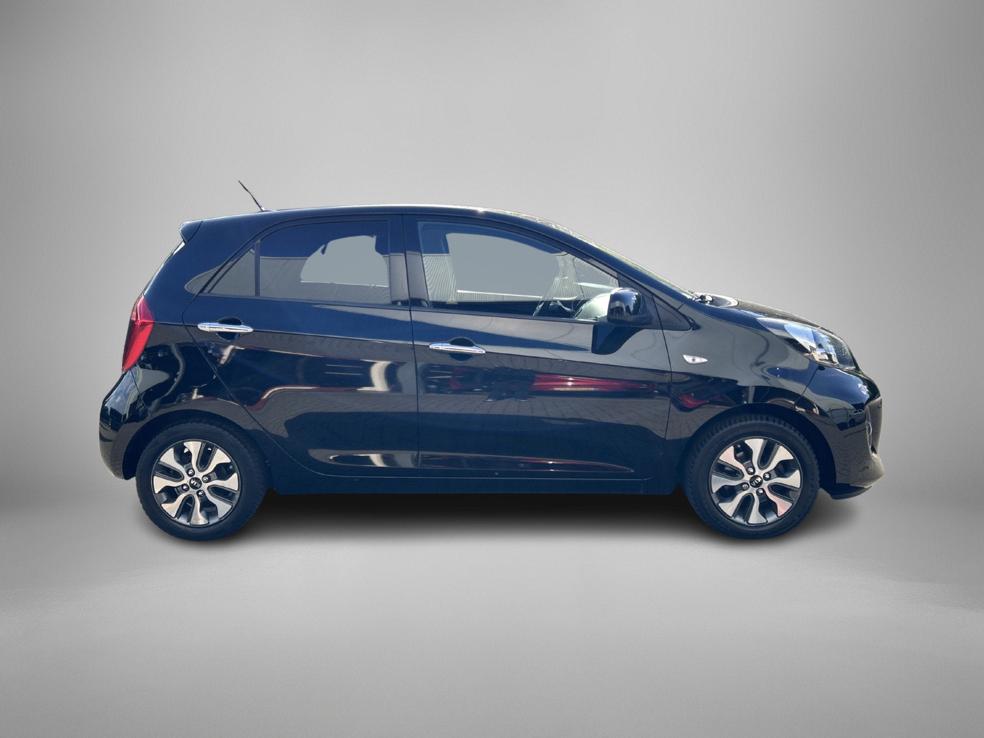 Kia Picanto 1.0 CVVT ComfortPlusLine Navigator (bj 2016), 12 maanden, Stof, Gebruikt, 4 stoelen