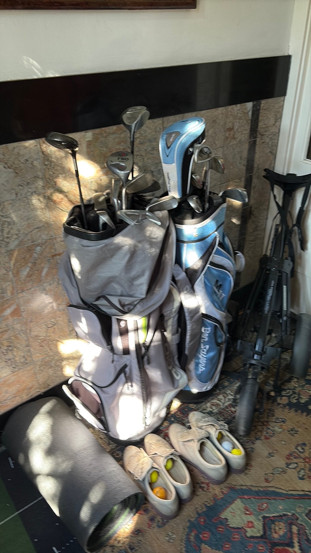 Hele verzameling golf artikelen  in perfecte staat, Ophalen, Zo goed als nieuw, Schoenen