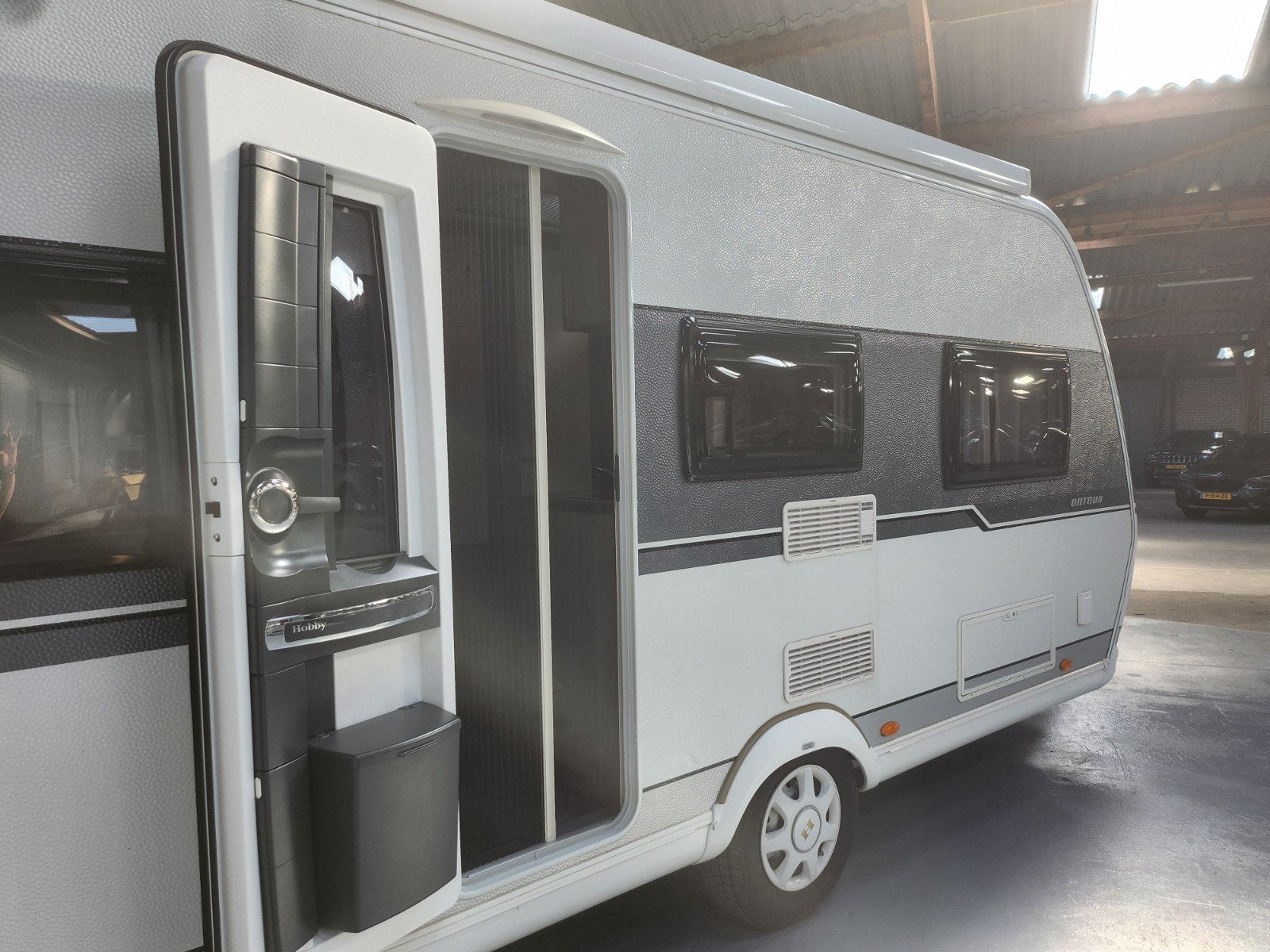 Hobby ontour 470 UL  2019 in nieuwstaat 18.500, Kachel, Rondzit, Hobby, Particulier