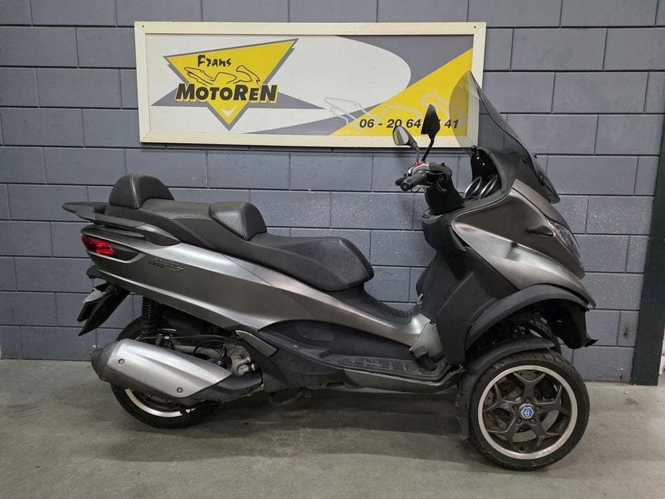 PIAGGIO MP3 300 LT SPORT 2017 autorijbewijs, Motoren, Scooter, PIAGGIO, Onbekend, Onbekend