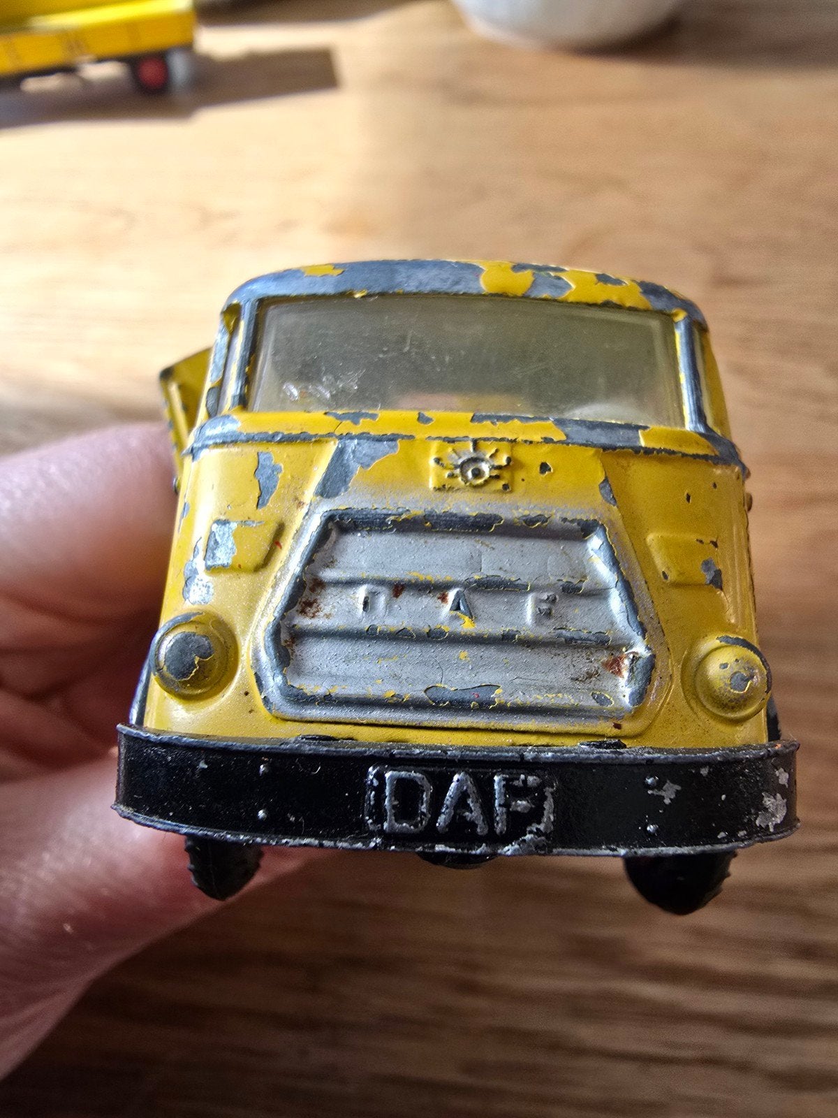 Vintage DAF Speelgoedmodel - Gele Vrachtwagen, Ophalen of Verzenden, Gebruikt