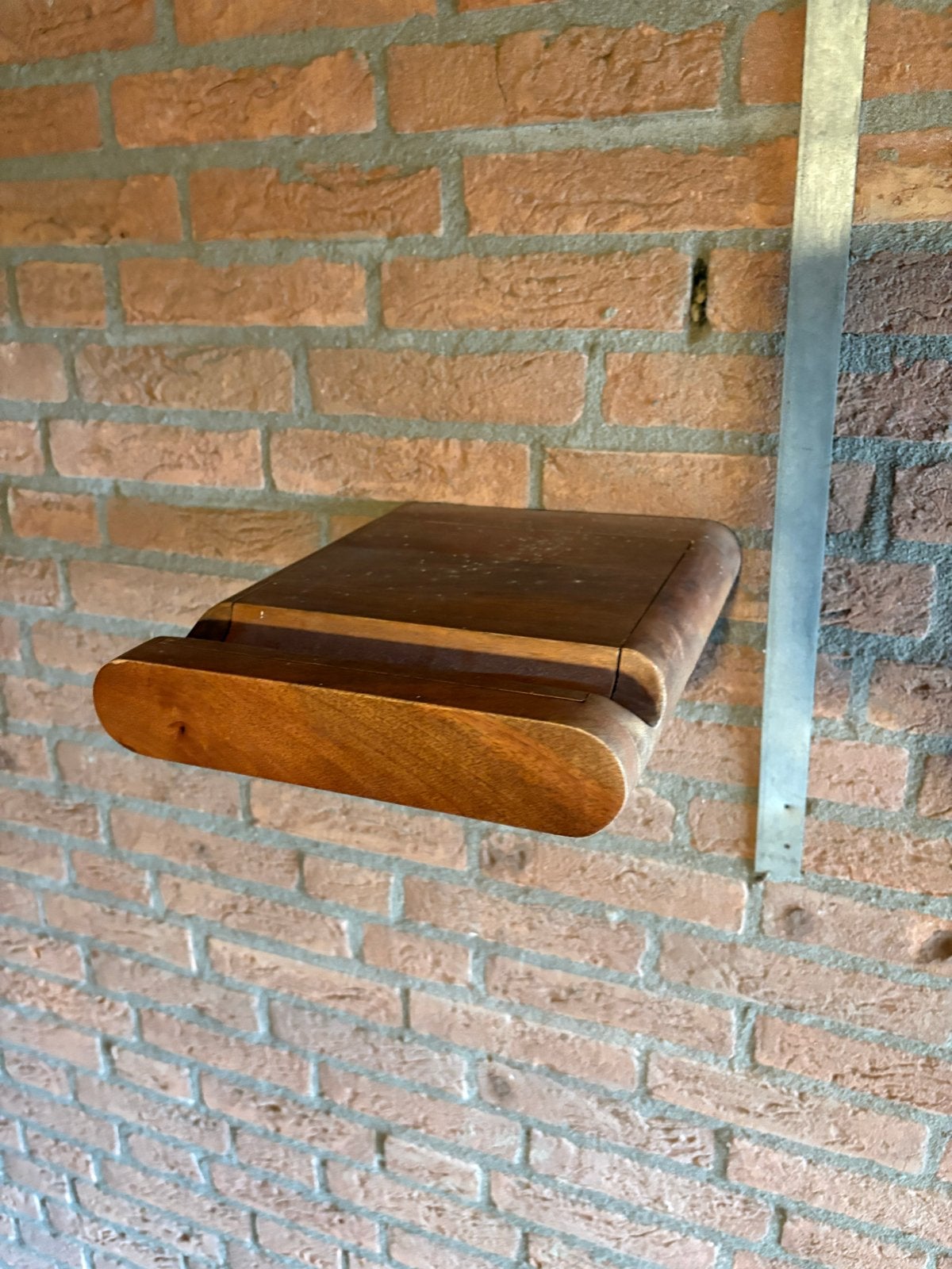 Vintage houten wandplank voor fiets, Ophalen