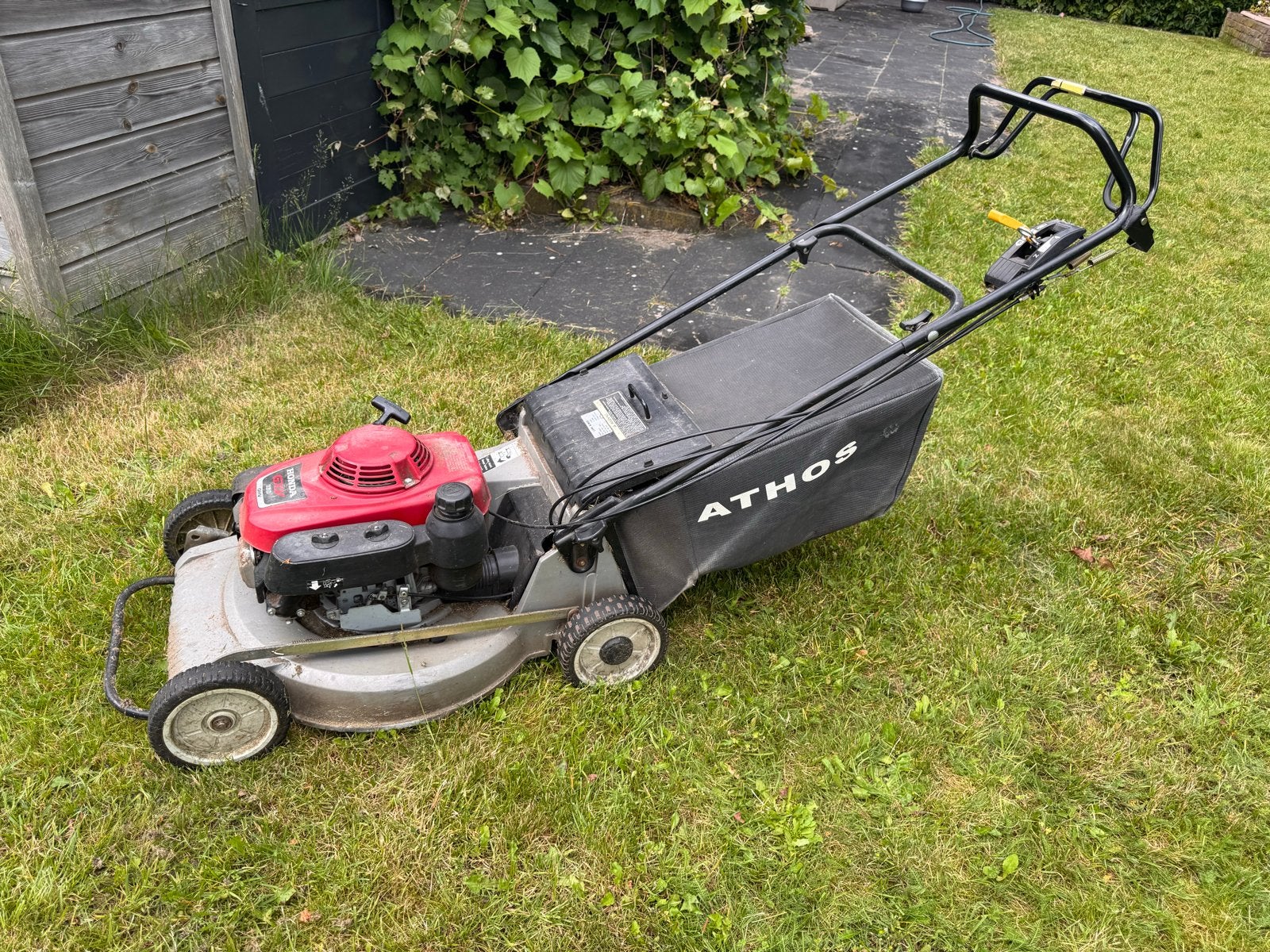 Honda Athos Benzine Grasmaaier - Inclusief Benzine, Ophalen, Cirkelmaaier, Gebruikt, 50 cm of meer