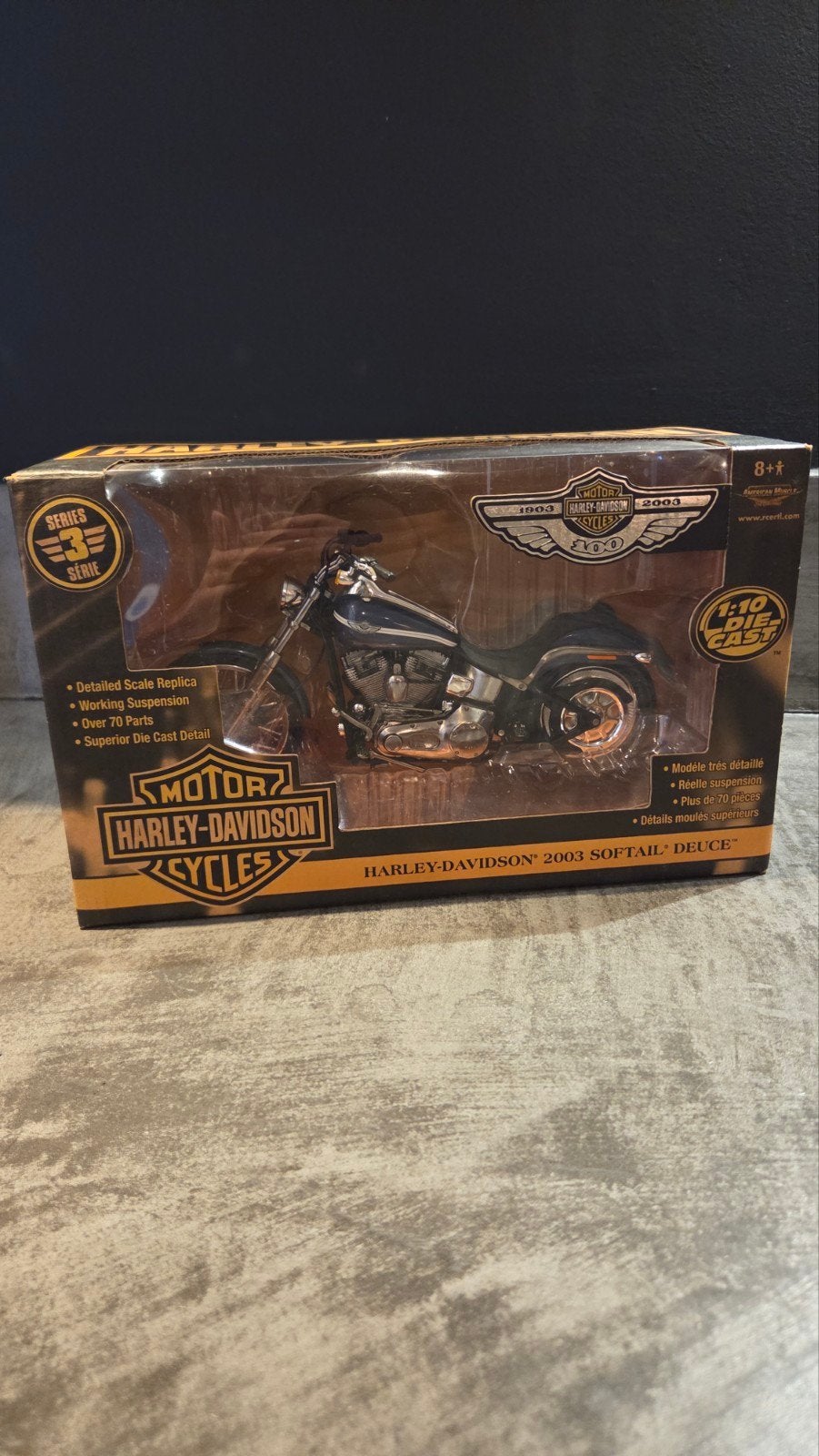 Harley-Davidson 2003 Softail 100th anniversary Deuce model, Overige merken, Ophalen of Verzenden, Zo goed als nieuw, Groter dan 1:32
