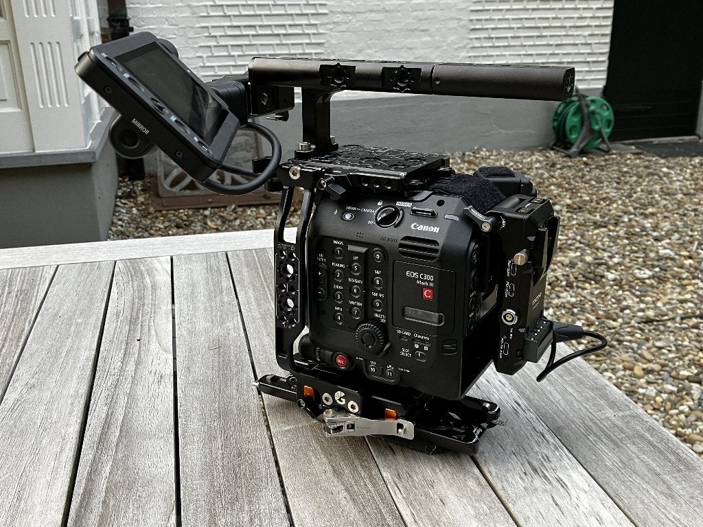 Canon EOS C300 Mark III cinema camera Bright Tangerine set, Ophalen of Verzenden, Gebruikt, Canon, Geen optische zoom