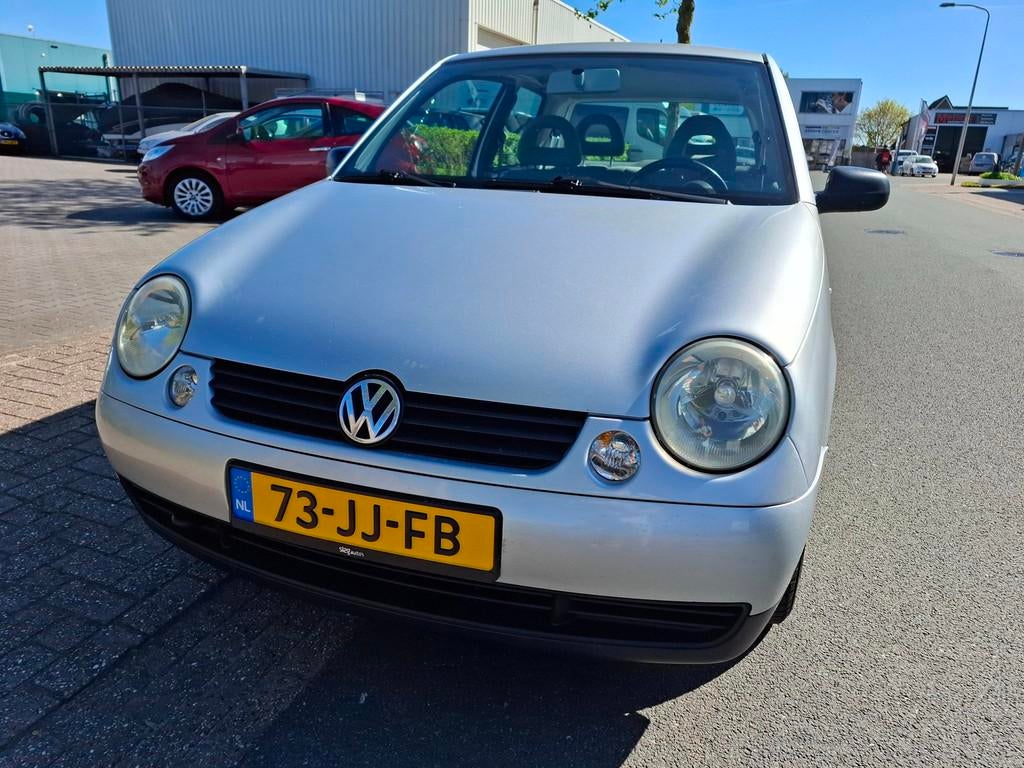 Volkswagen Lupo 1.4 STUURBEKRACHTIGING/TREKHAAK!, Auto's, Voorwielaandrijving, Gebruikt, 31 €/maand, 4 cilinders