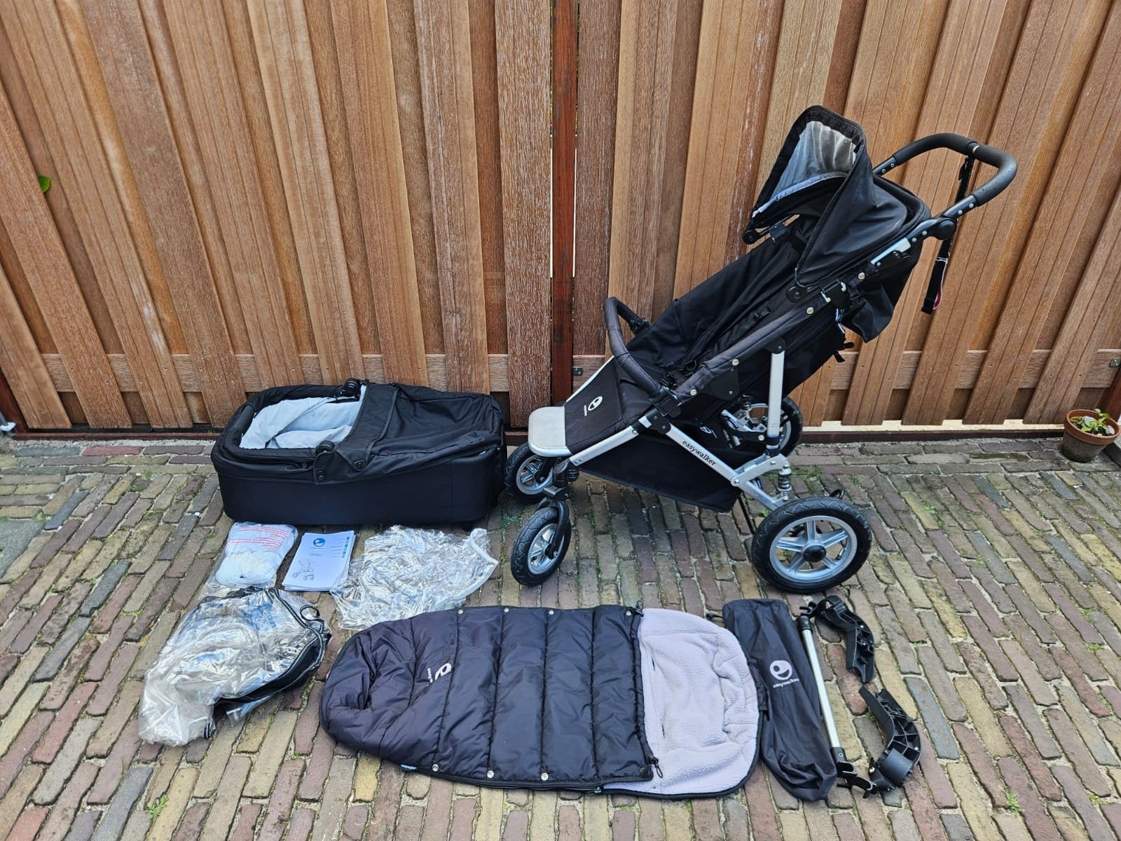 Easywalker Qtro kinderwagen, Ophalen, Gebruikt, Regenhoes