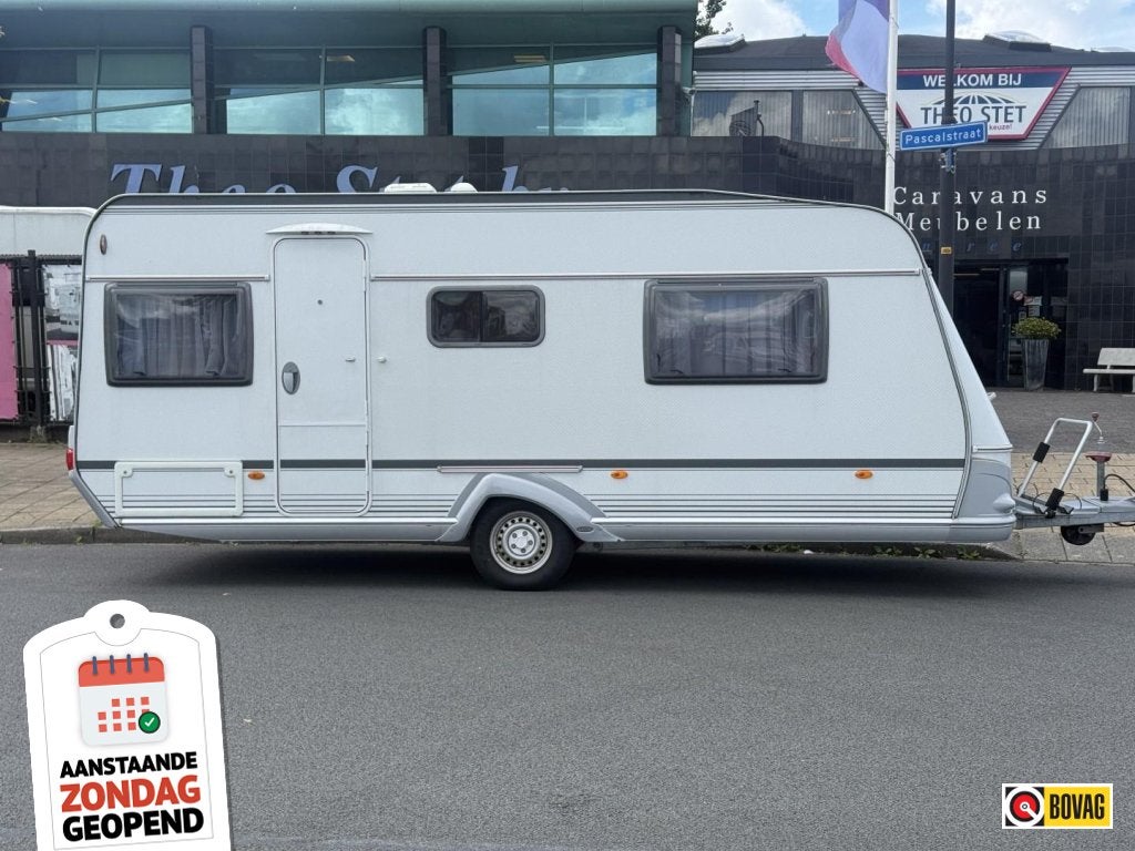 LMC Munsterland 530 QUEENSBED met luifel, zondag open!!, Schokbreker, Bedrijf, Treinzit, 5 tot 6 meter