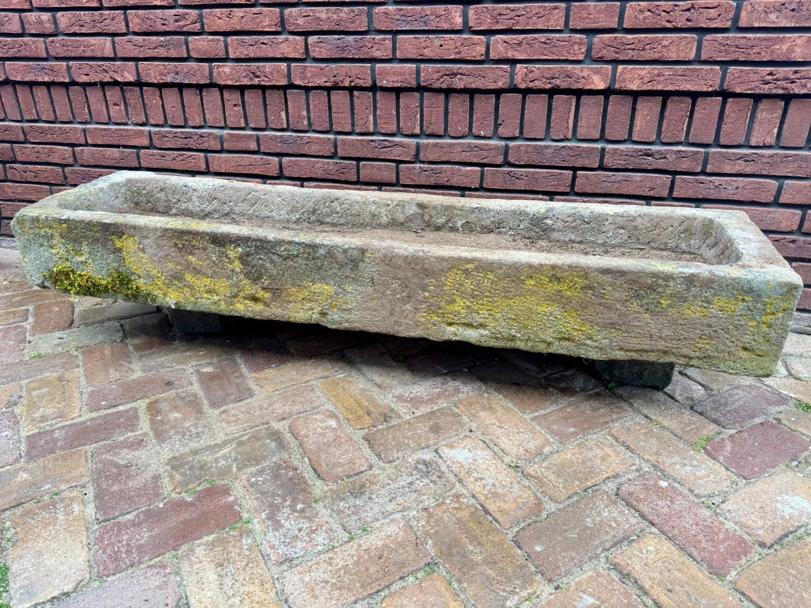 Mooie Bentheimer zandsteen bloembak / trog, Ophalen, Zo goed als nieuw, Rond, Hout