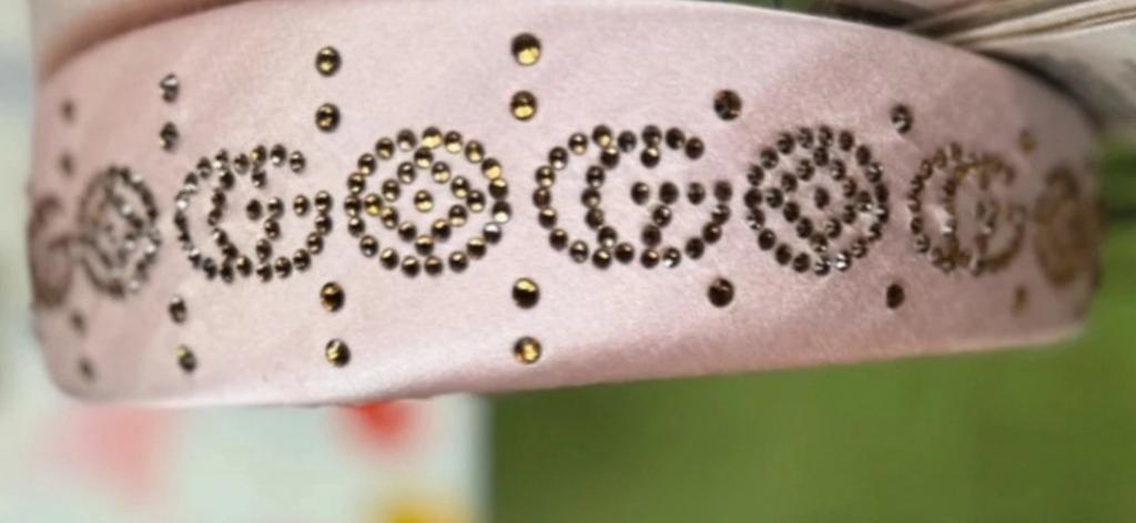Gucci meisjes roze zijden haarband met kristallen NIEUW, Gucci, Nieuw, Gucci EU, Customercare@gucci.com