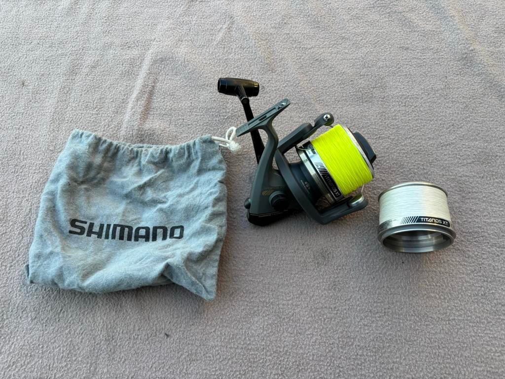 Shimano titanos xt 10000 big pit molen japan incl spoel, Watersport en Boten, Hengelsport | Karpervissen, Ophalen of Verzenden