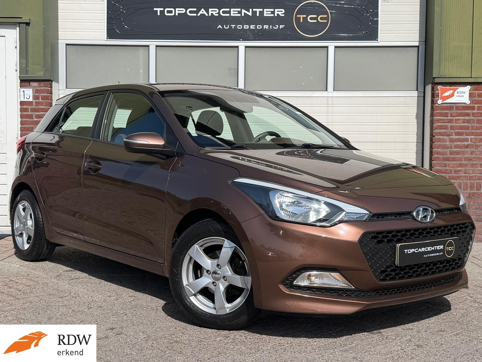 Hyundai i20 1.2 LP i-Drive Cool/AIRCO/APK, Auto's, Euro 6, 4 cilinders, Bruin, Bedrijf