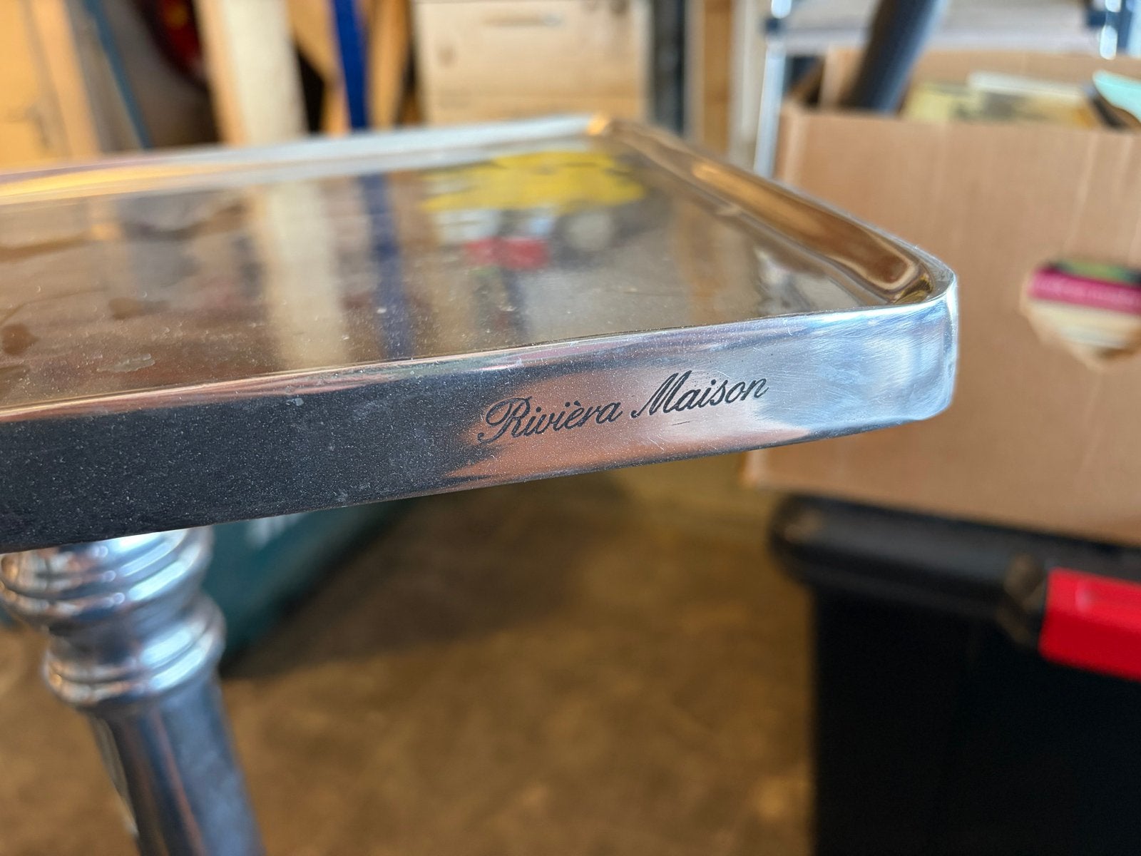 Riviera Maison bijzettafel, zilverkleurig, rechthoekig, Huis en Inrichting, Ophalen, Minder dan 55 cm, Gebruikt, Metaal of Aluminium