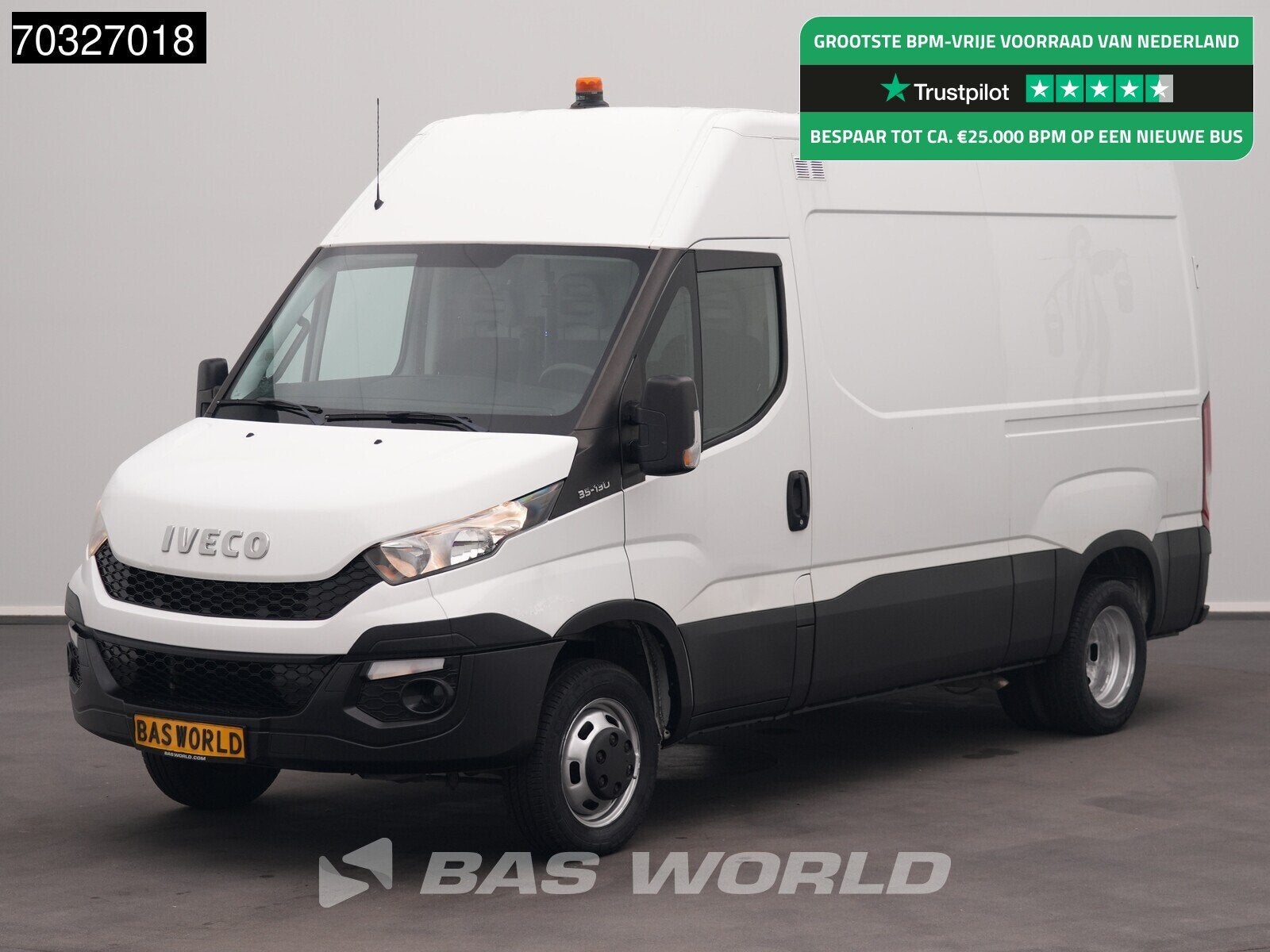 Iveco Daily 35C13 Dubbellucht 3,5t Trekhaak L2H2 Airco Cruis, Auto's, Bestelauto's, Euro 5, Stof, Gebruikt, Iveco