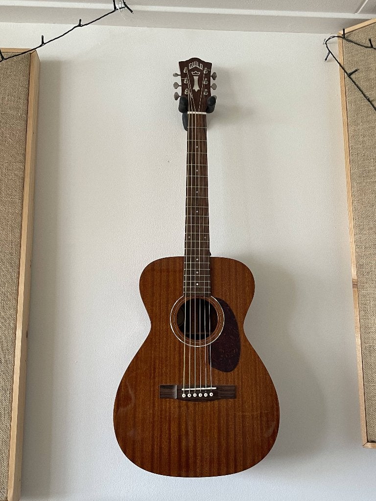 Guild M-120E, Ophalen, Gebruikt, Western- of Steelstringgitaar, Met koffer