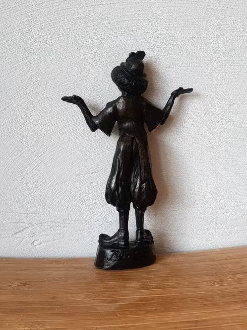 beeldje Janneke Ros Clown, Ophalen