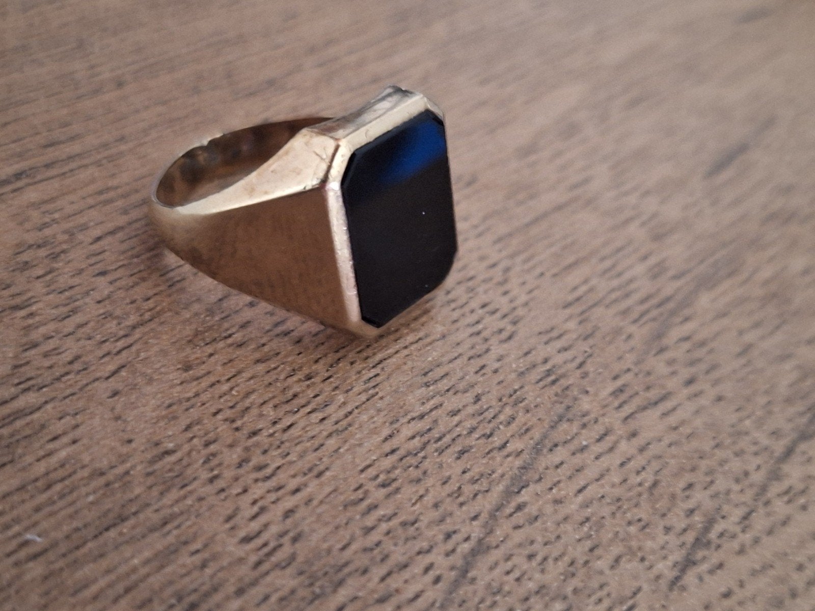 Gouden Zegelring met zwarte steen., Ophalen, 20 of groter, Heer, Goud