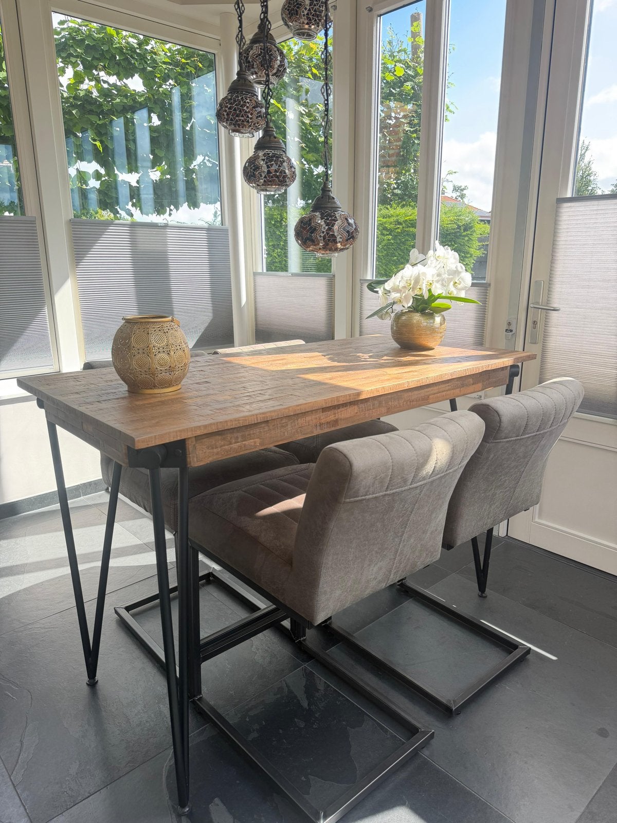 Bartafel met 4 krukken - Nooit gebruikt, Huis en Inrichting, Tafels | Eettafels, Ophalen, 100 tot 150 cm, 50 tot 100 cm, Zo goed als nieuw