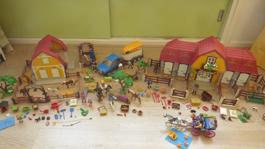 grote playmobil manege set 5220 t/m 5229, Ophalen of Verzenden, Gebruikt