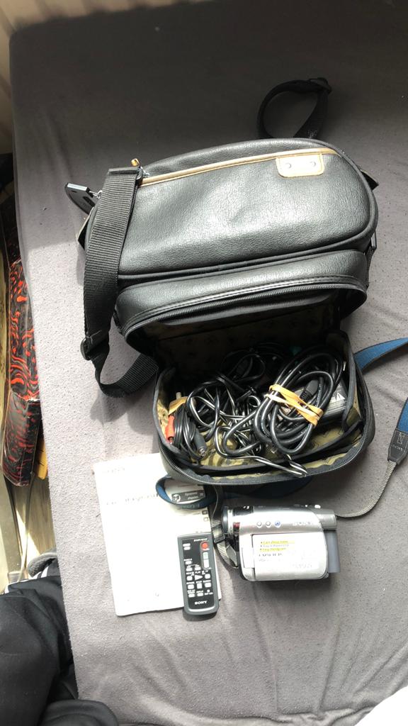 Sony DCR-HC24E Handycam MiniDV Camcorder met accessoires, Mini dv, Gebruikt, 20x of meer, Ophalen of Verzenden