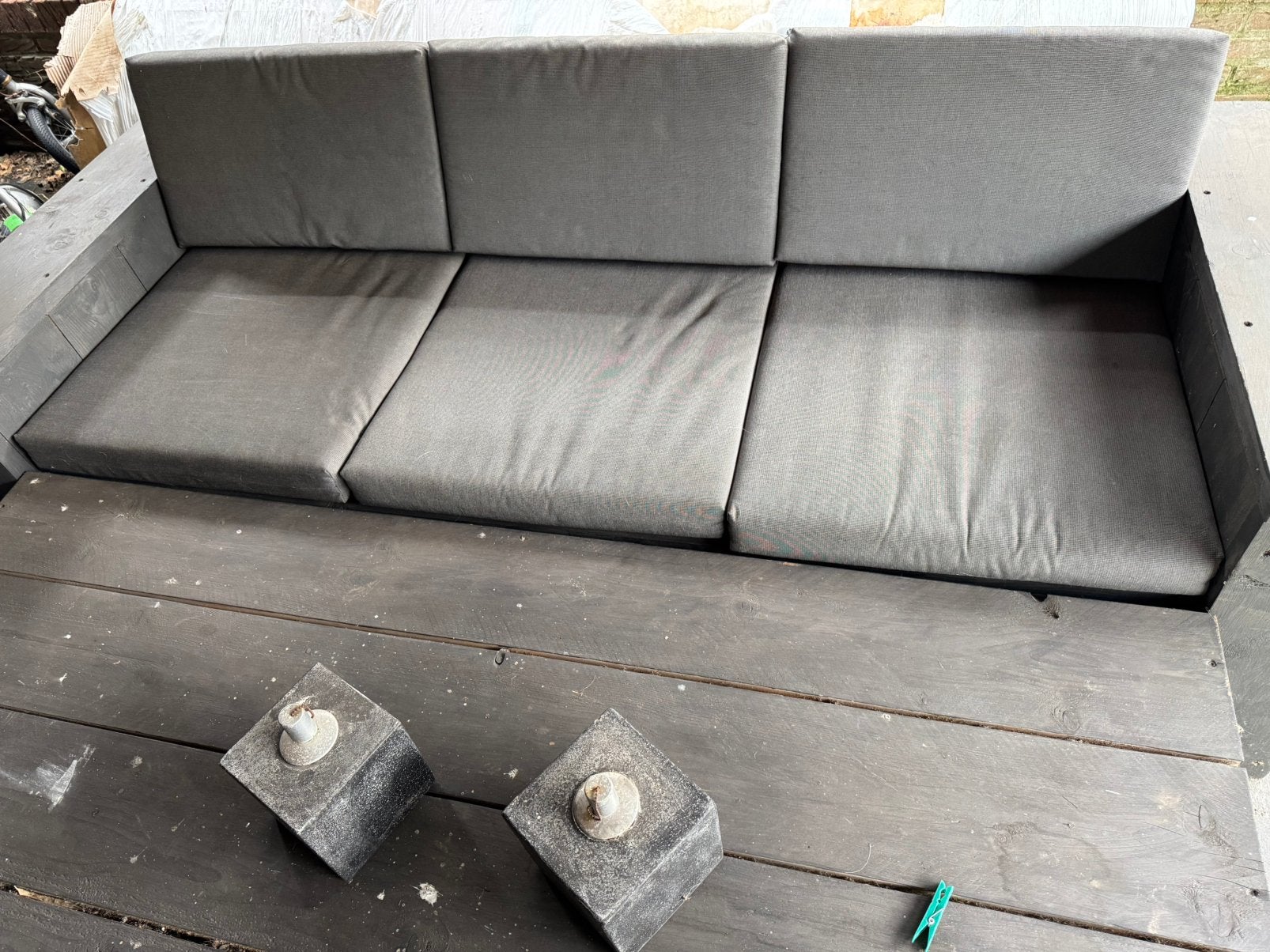 Steigerhouten tuinset 2 banken en 1 tafel inclusief kussens, Ophalen, Zo goed als nieuw, Steigerhout