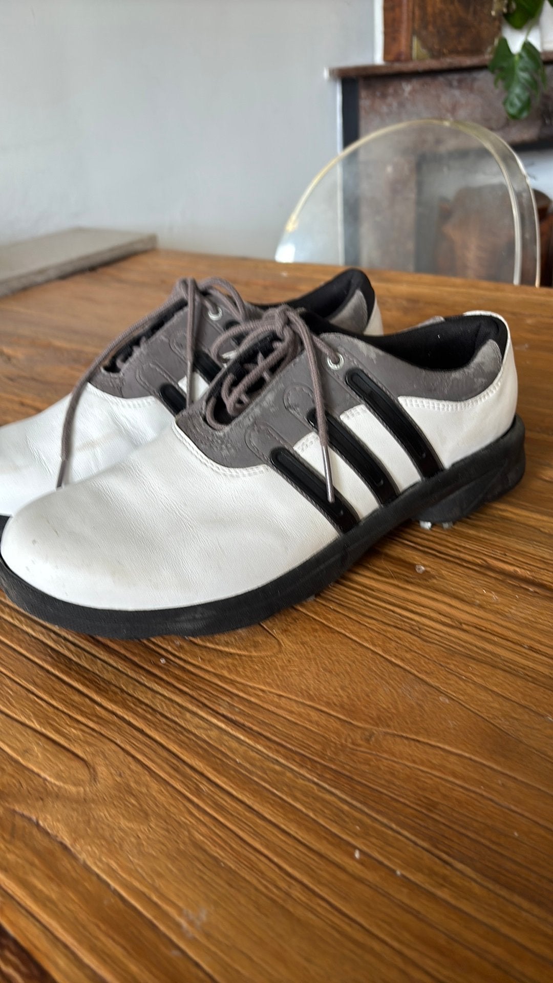 Adidas golfschoenen maat 43 1/3, Sport en Fitness, Golf, Ophalen of Verzenden, Zo goed als nieuw, Schoenen