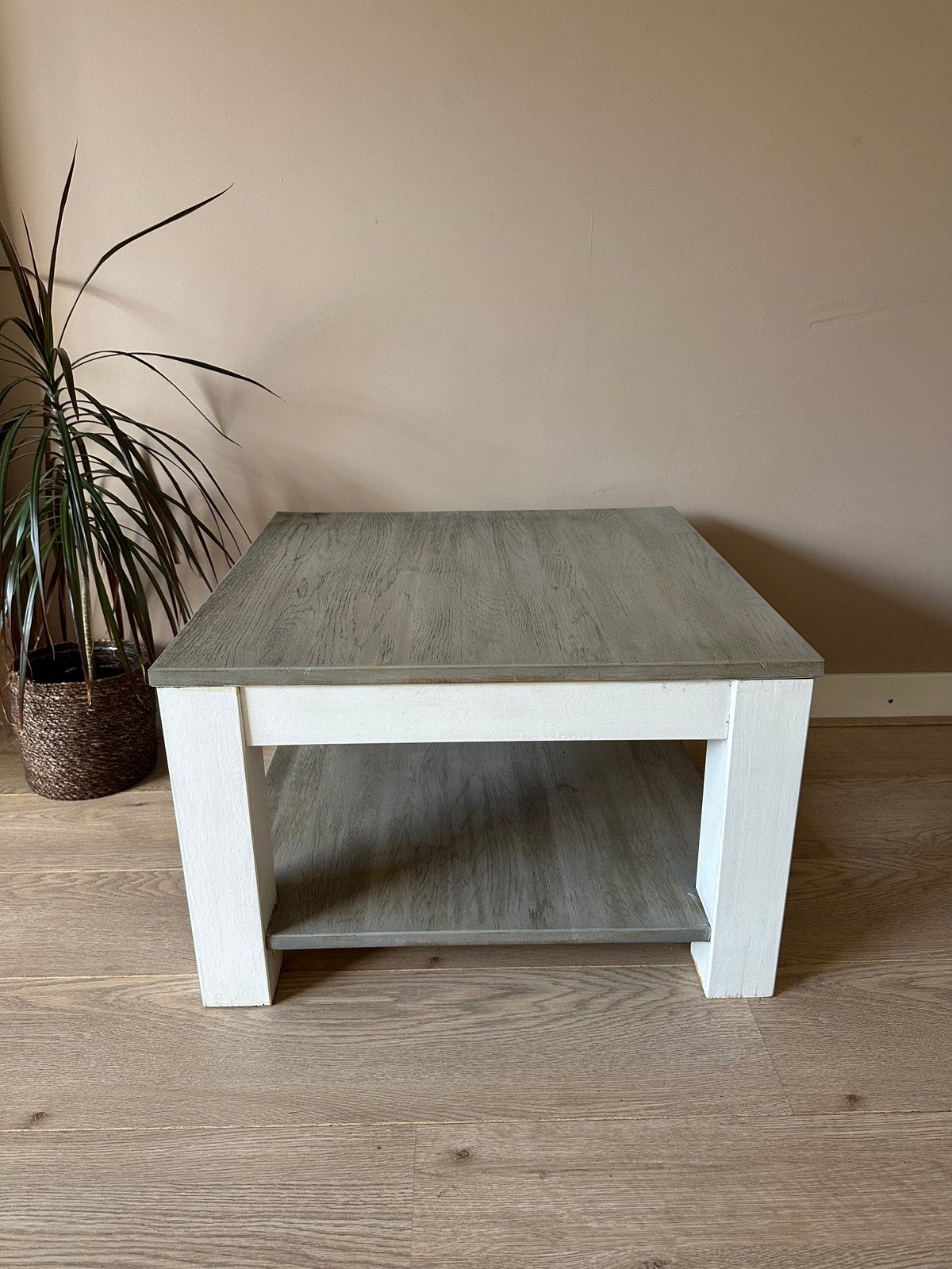 Salontafel Buitentafel, Ophalen, Zo goed als nieuw, Vierkant, Hout