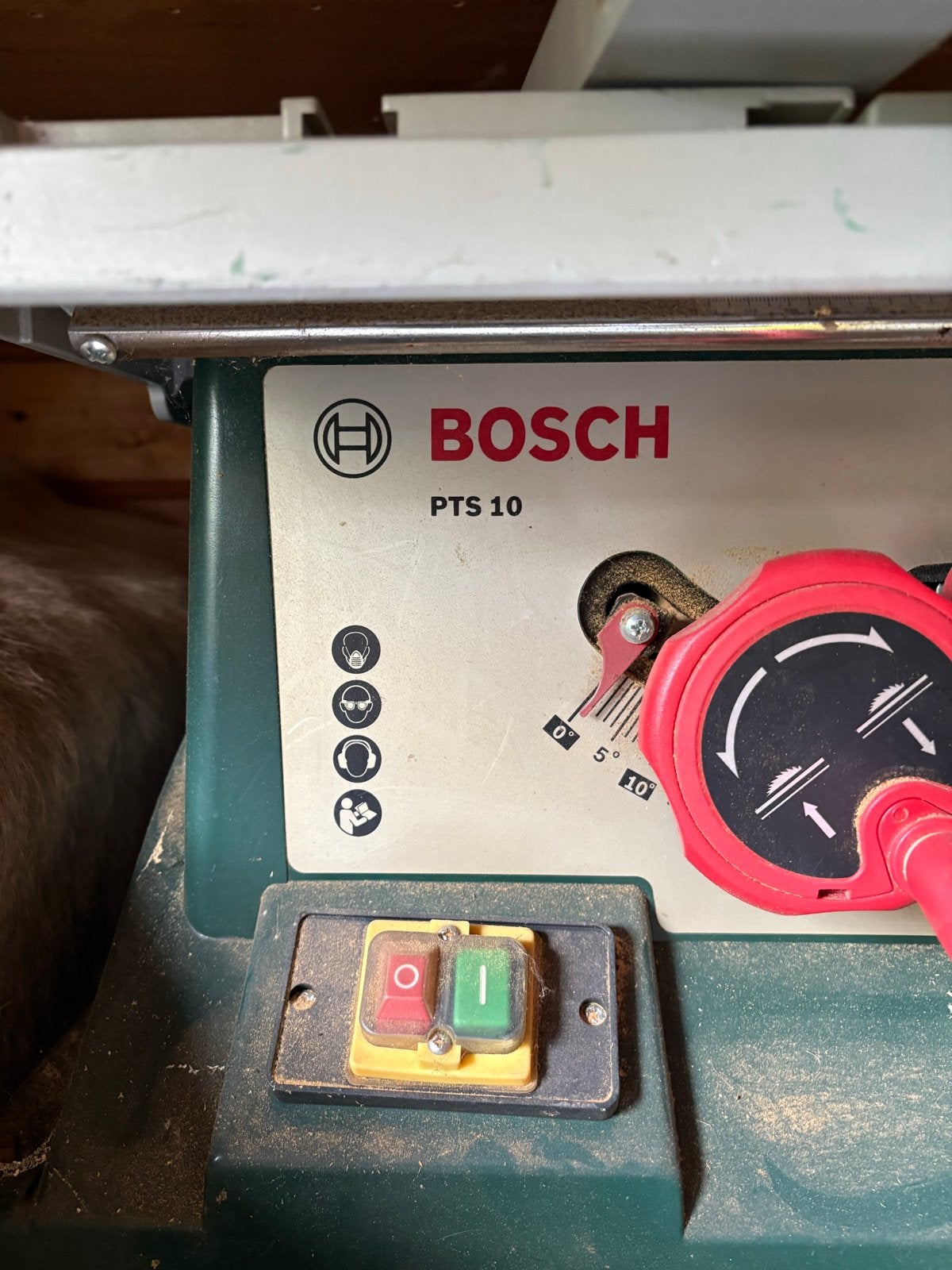 Bosch PTS 10 Tafelzaag - Krachtige en Betrouwbare Zaag, Ophalen, Gebruikt, 70 mm of meer, Overige typen
