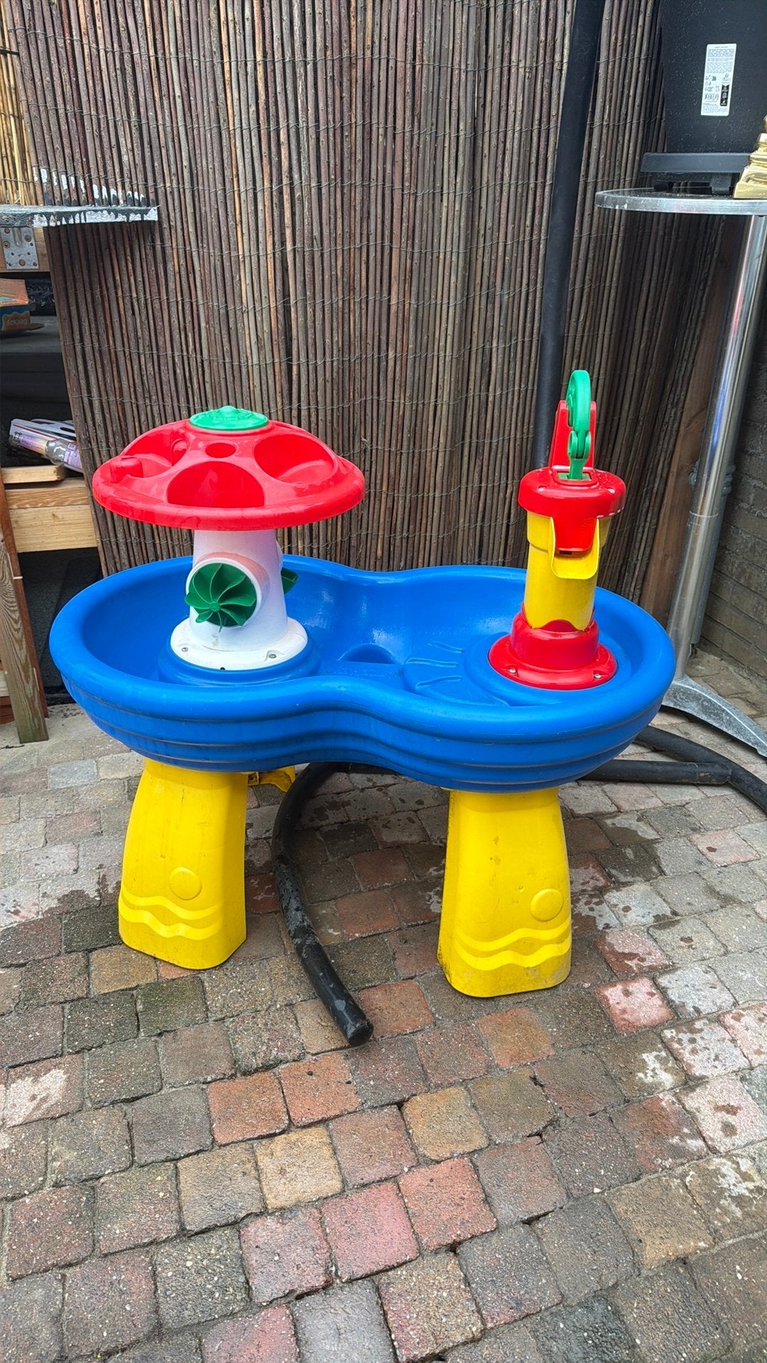 Water tafel, Ophalen, Zo goed als nieuw