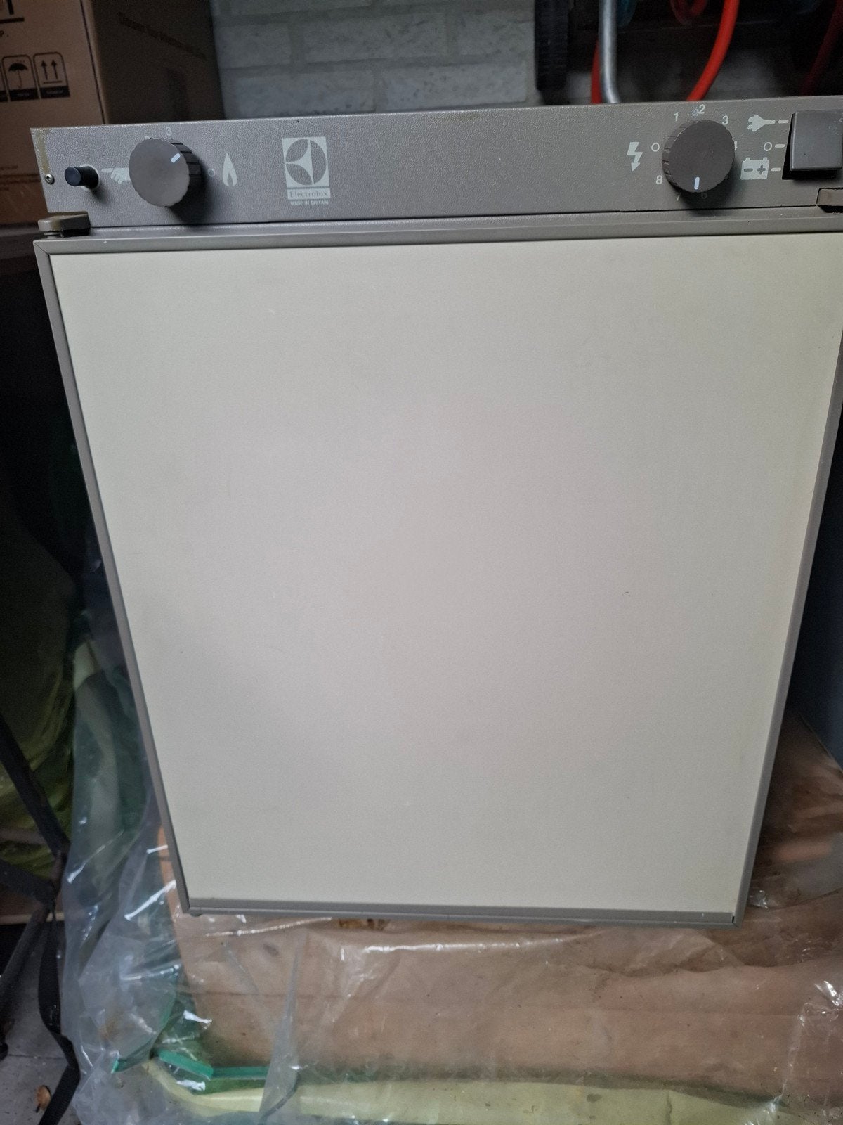 Electrolux RM212 Koelkast - 12V, 230V en gas. voor Camper/Ca, Ophalen, Gebruikt, Minder dan 75 liter, Met vriesvak
