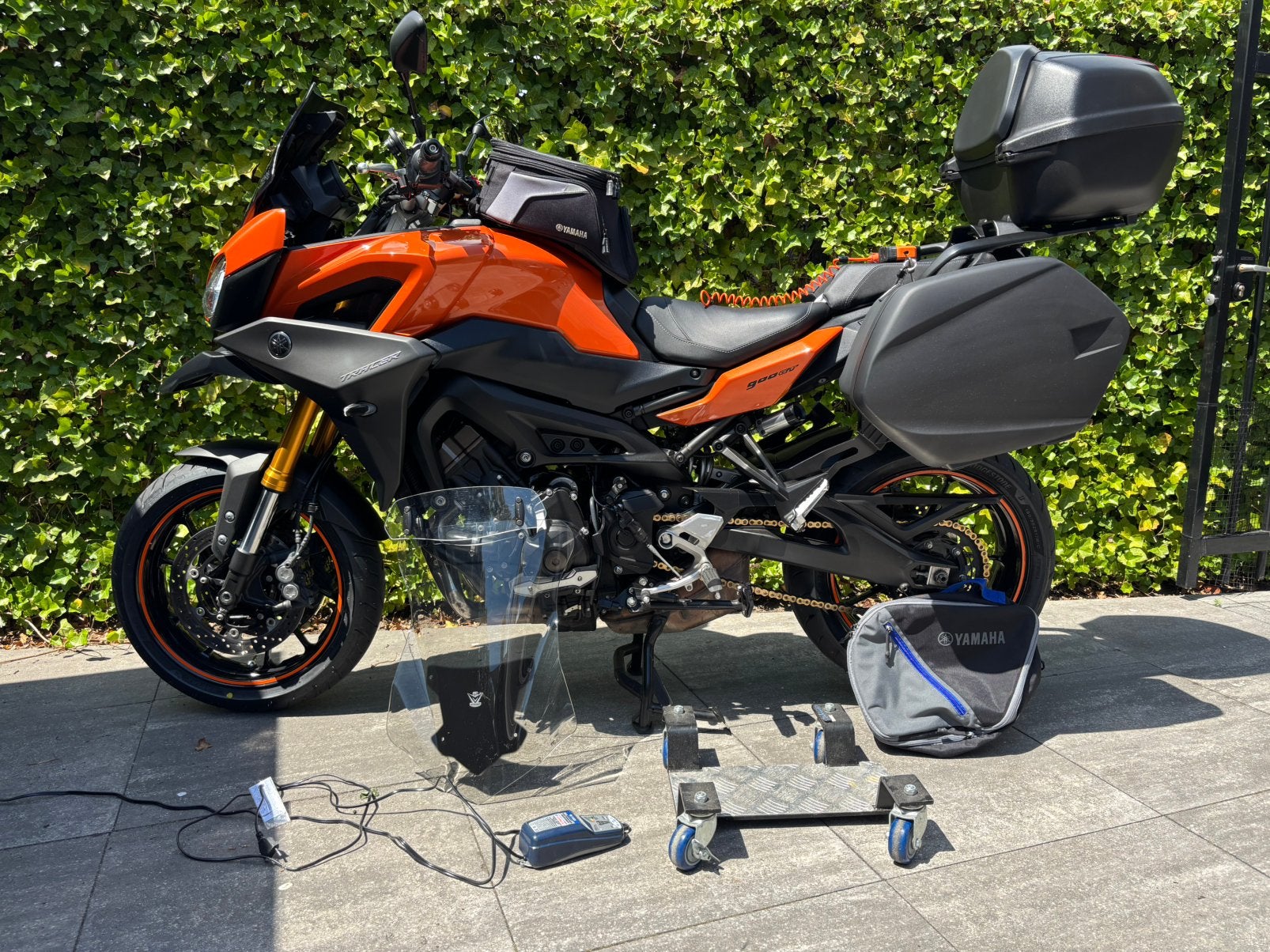 Yamaha Tracer 900 GT in nieuw staat. Unieke kleur. Veel acce, Occasion, Particulier, Toermotor, Handvatverwarming