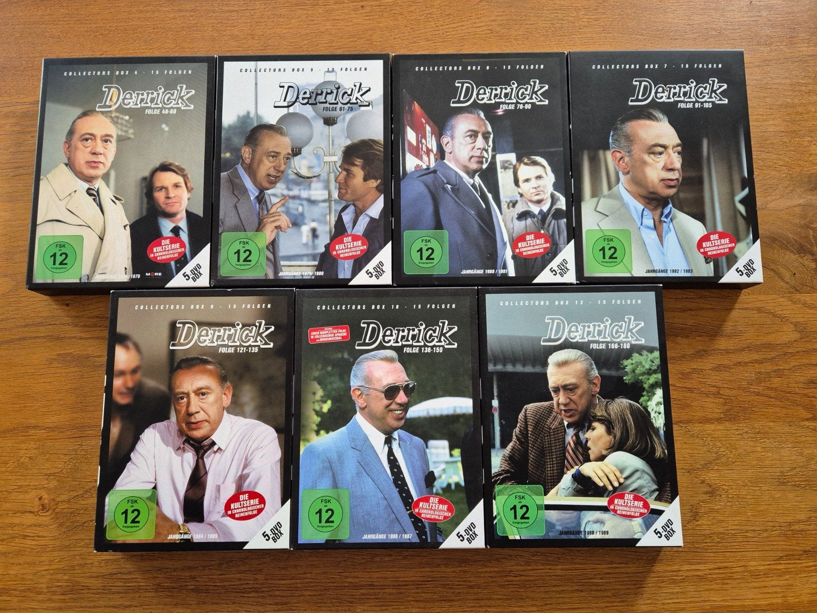 Derrick dvd boxen – 105 afleveringen – zo goed als nieuw, Misdaad, Nederlands, Duits, Ophalen of Verzenden