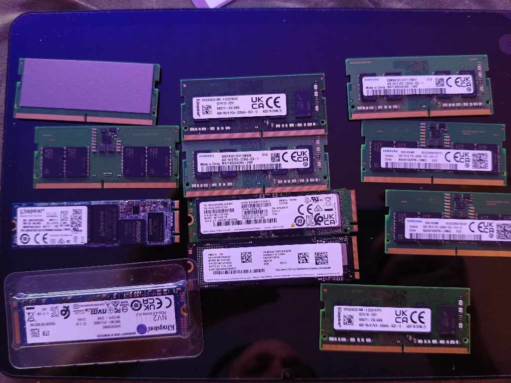 Samsung PM9C1b 1TB NVMe M.2 SSD, Computers en Software, Intern, SSD, Ophalen of Verzenden, Zo goed als nieuw